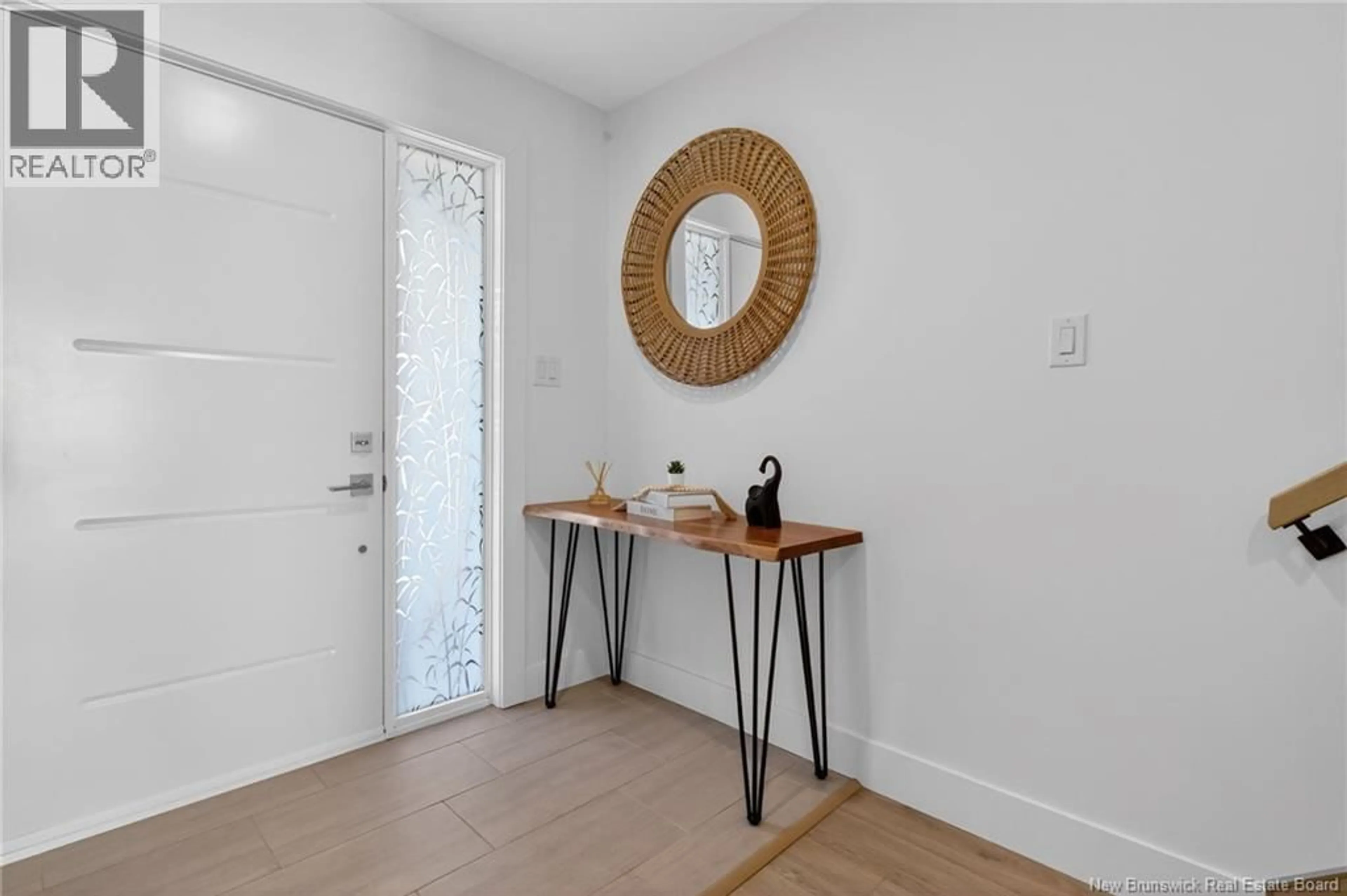 Indoor entryway for 202 DICKEY BOULEVARD, Riverview New Brunswick E1B0V2