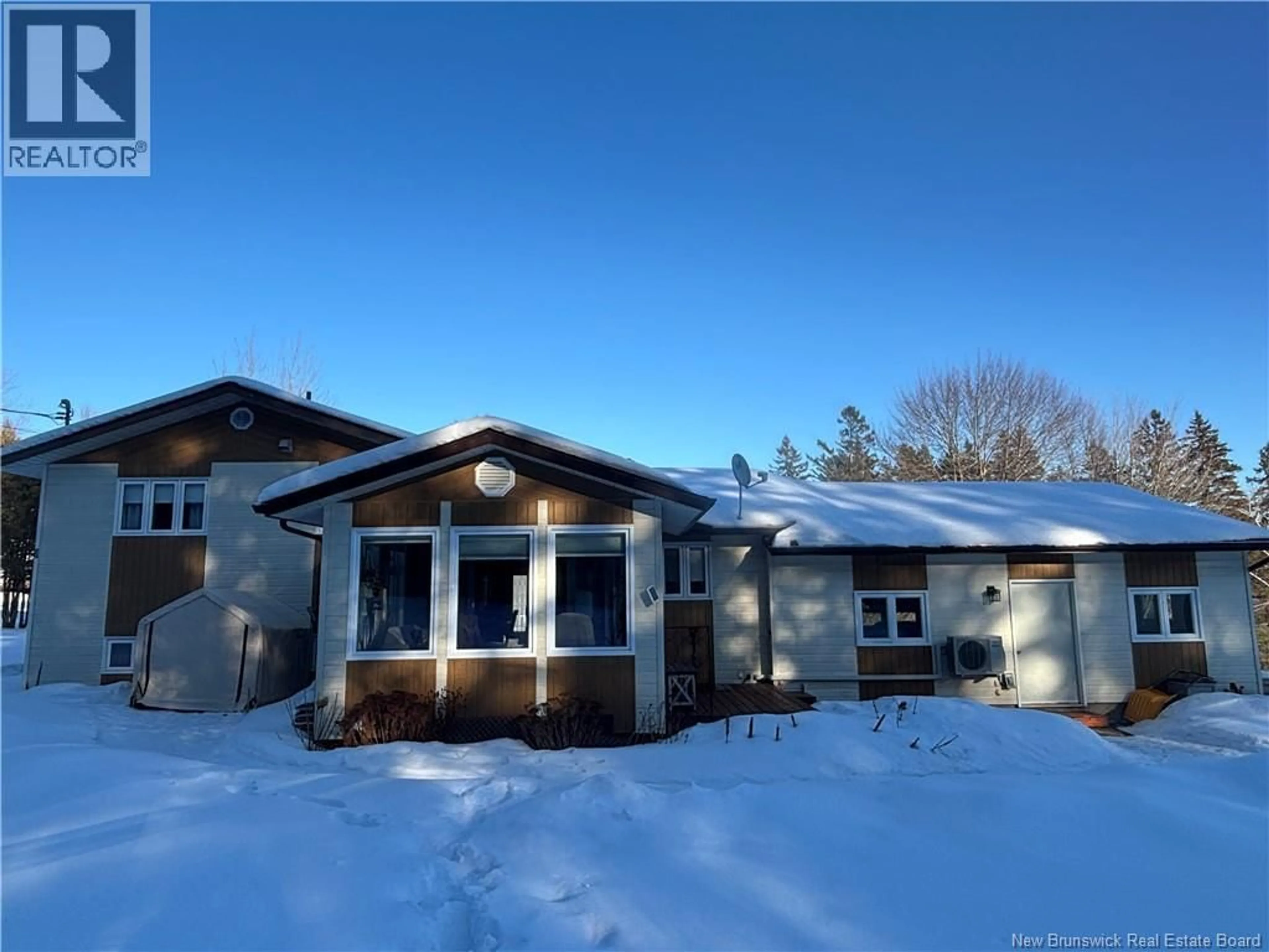 Home with vinyl exterior material, unknown for 505 DALE AVENUE, North Tetagouche New Brunswick E2A4Y9