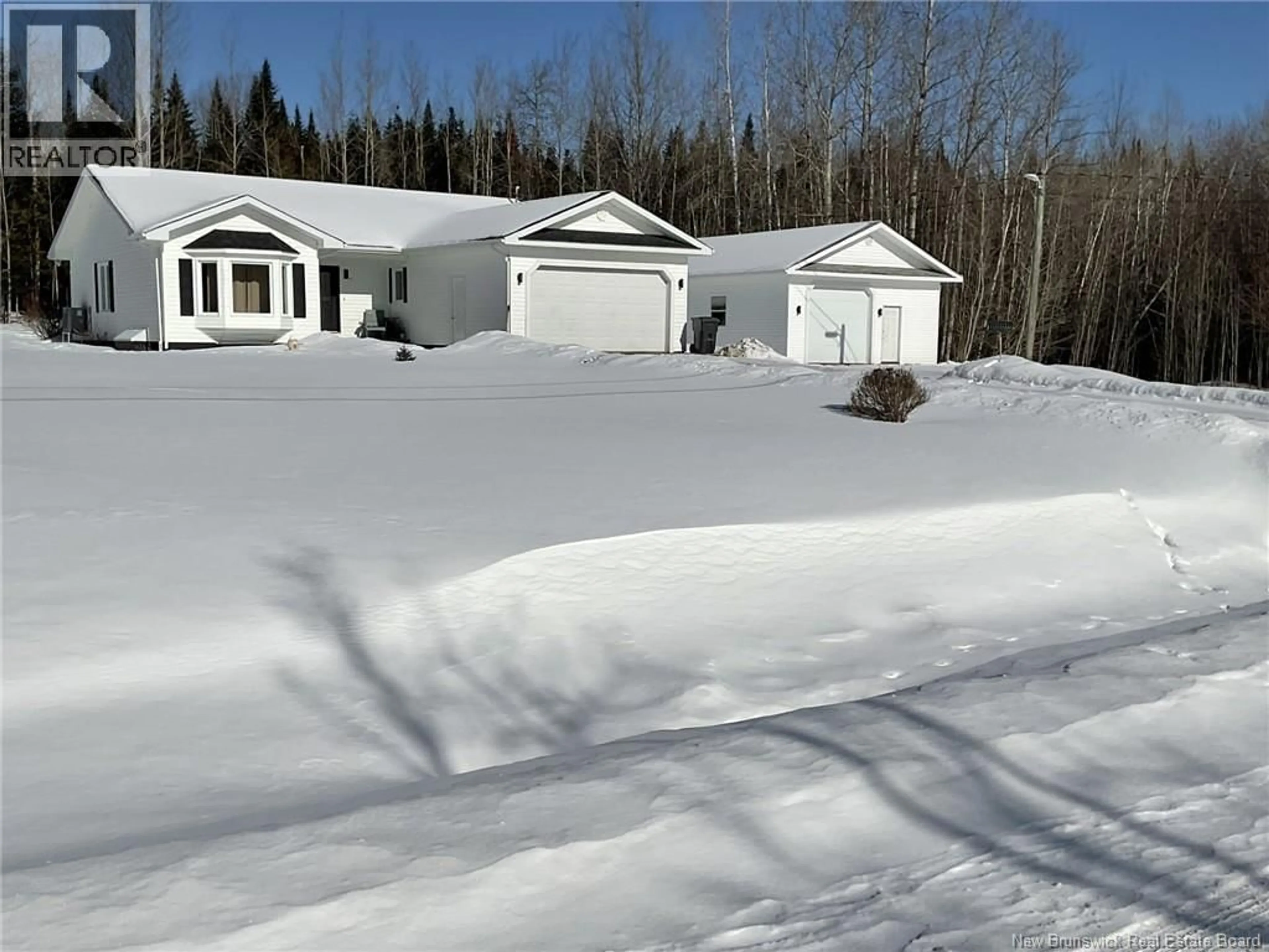 A pic from outside/outdoor area/front of a property/back of a property/a pic from drone, street for 17 BEATTY DRIVE, Lower Woodstock New Brunswick E7M4C6