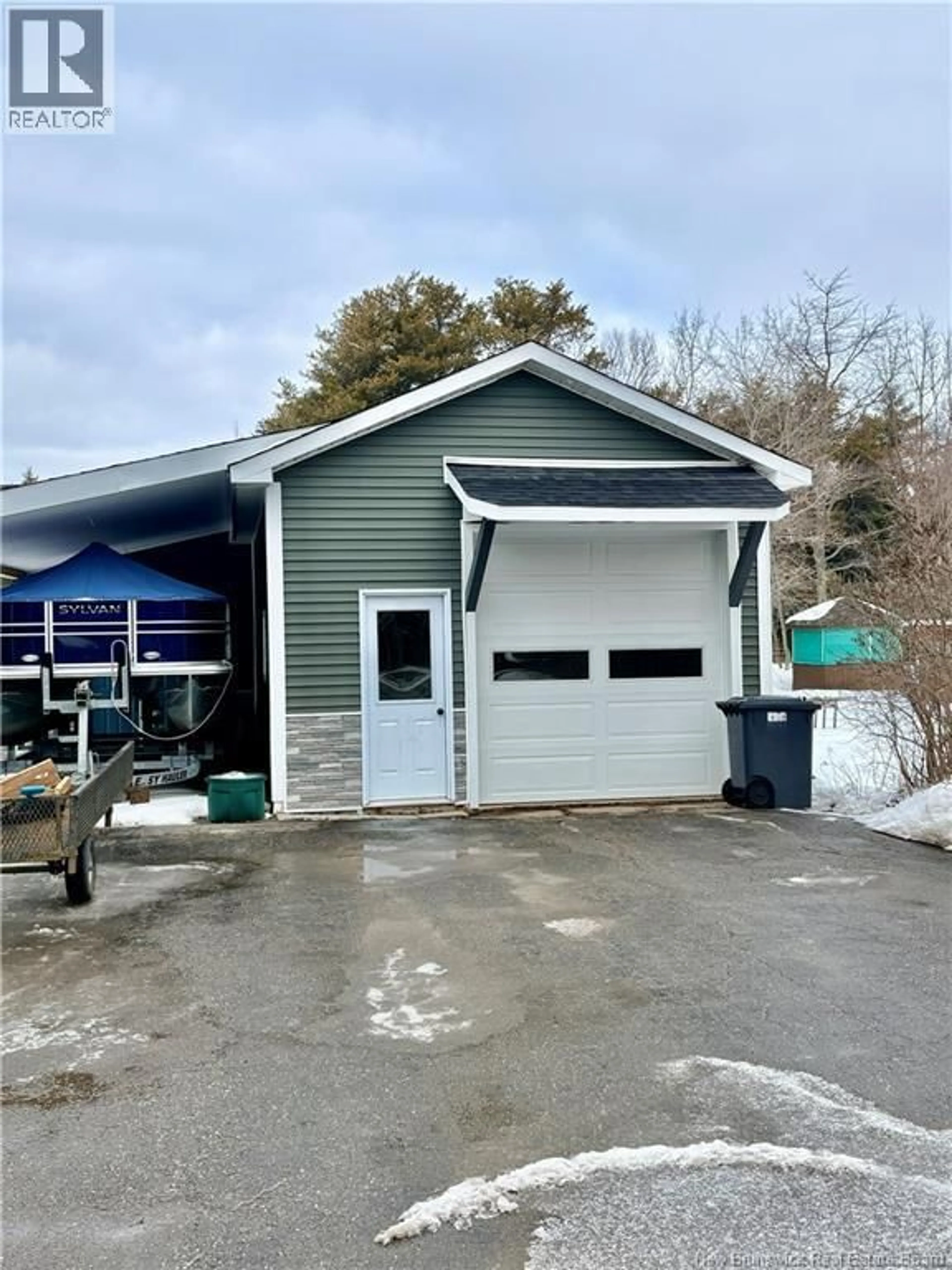 Indoor garage for 9843 RTE 134, Aldouane New Brunswick E4W5J8