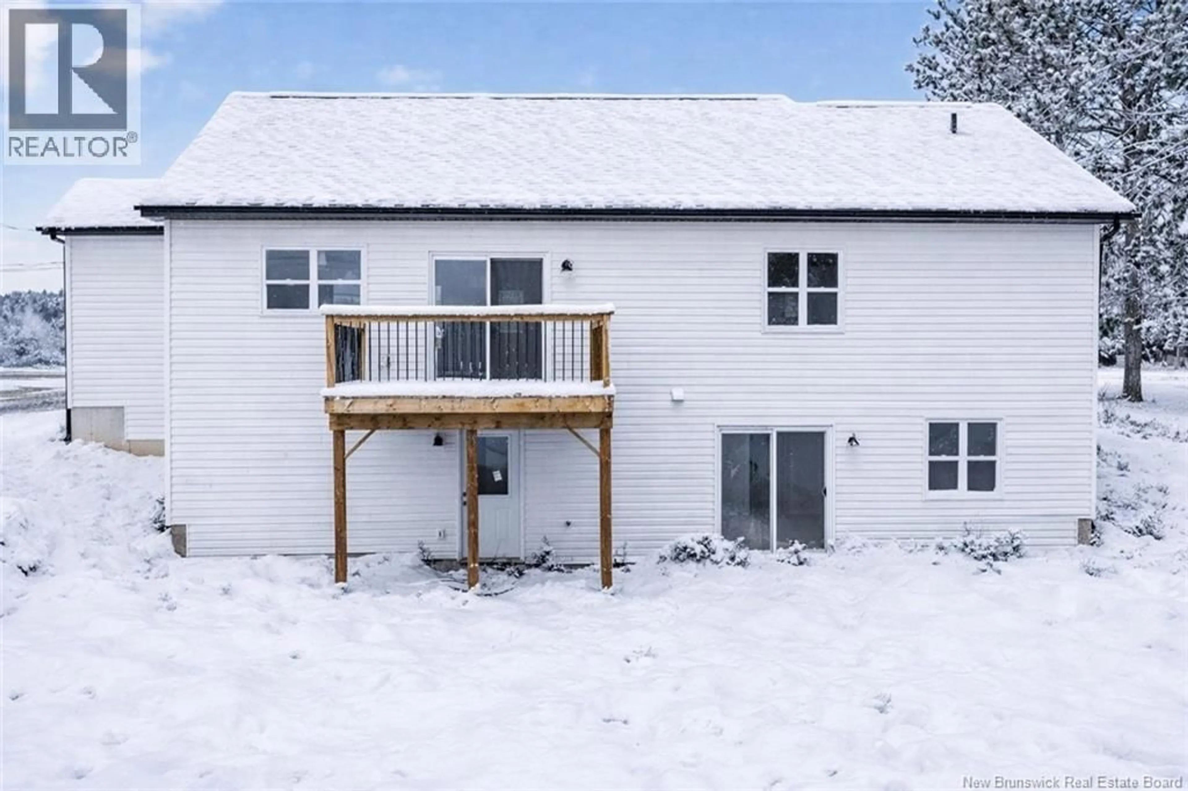 A pic from outside/outdoor area/front of a property/back of a property/a pic from drone, building for 3464 ROUTE 106, Salisbury New Brunswick E4J3H6