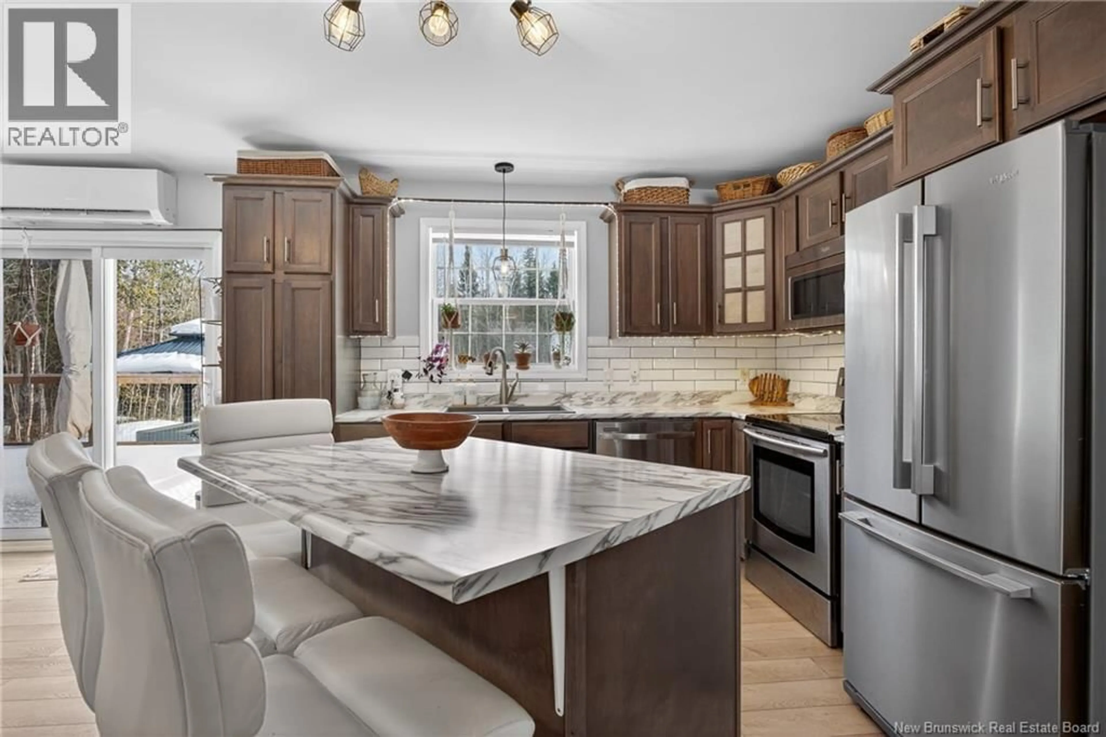 Open concept kitchen, ceramic/tile floor for 33 LINDSAY LANE, Burton New Brunswick E2V0J7