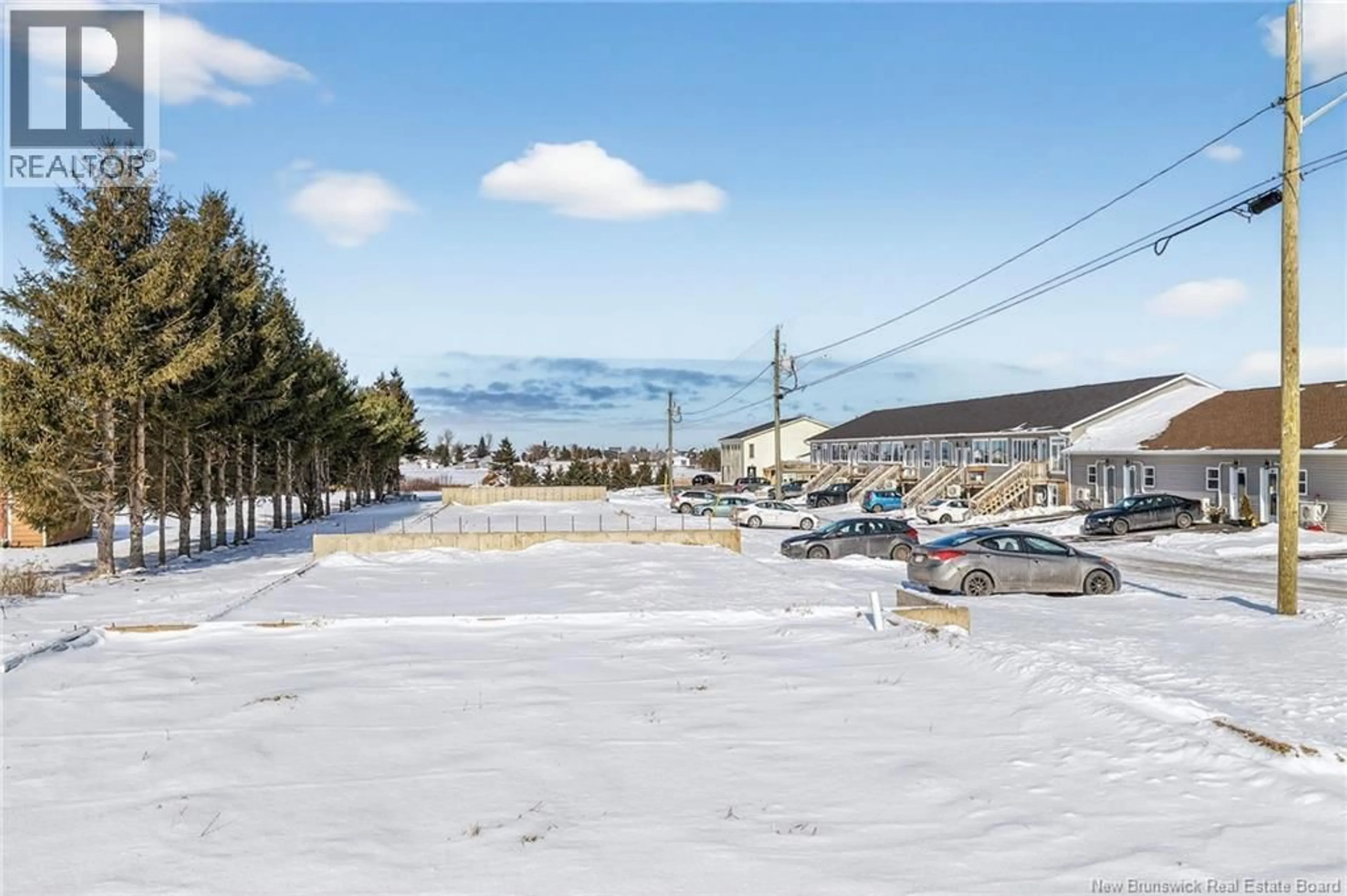 Parking for 1026 ROUTE 133, Grand-Barachois New Brunswick E4P8G2