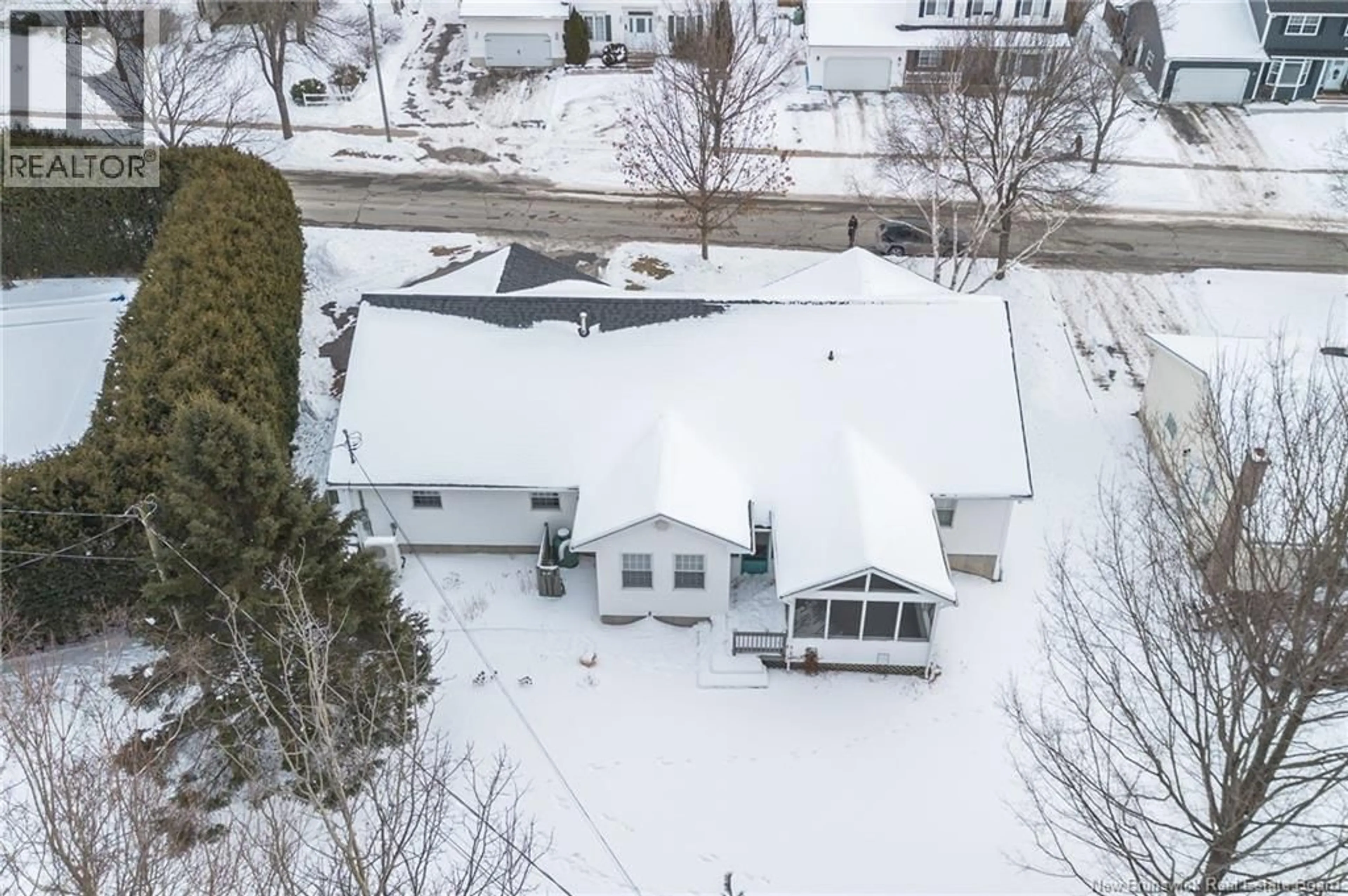 A pic from outside/outdoor area/front of a property/back of a property/a pic from drone, street for 22 LEXINGTON LANE, Fredericton New Brunswick E3A5S6