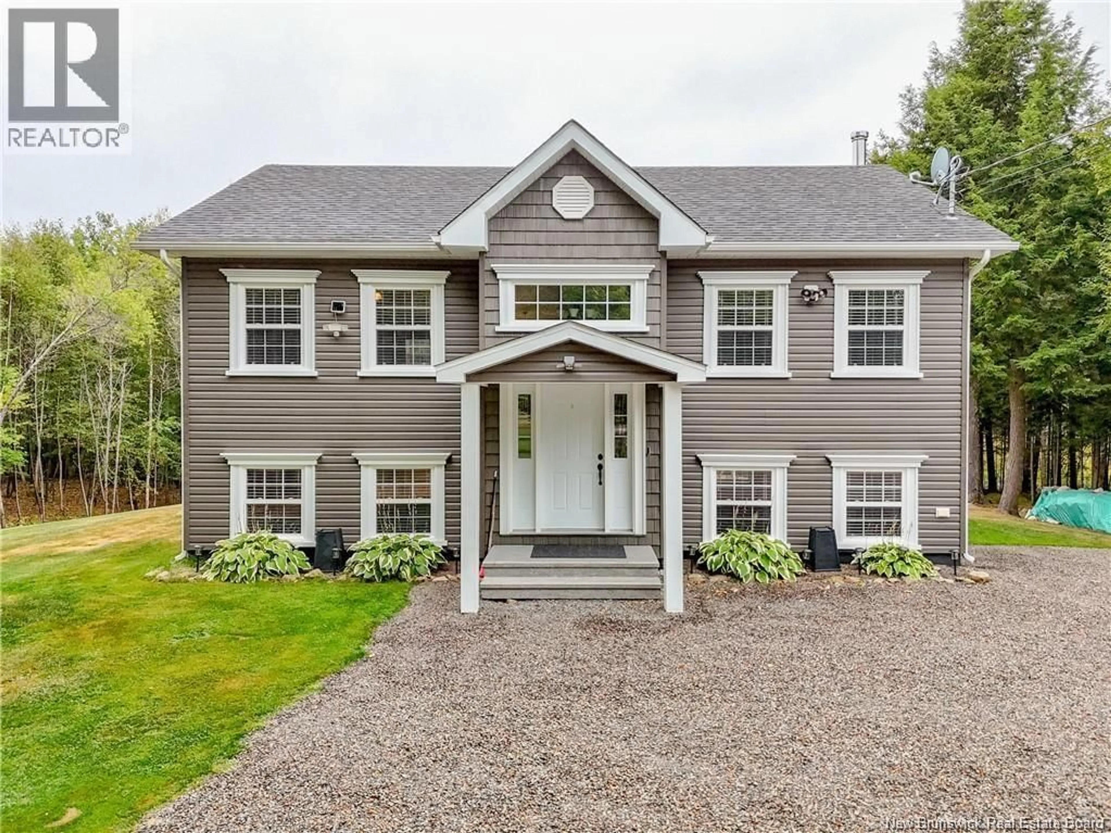 Home with vinyl exterior material, street for 183 ROUTE 628, Penniac New Brunswick E3A8Y1