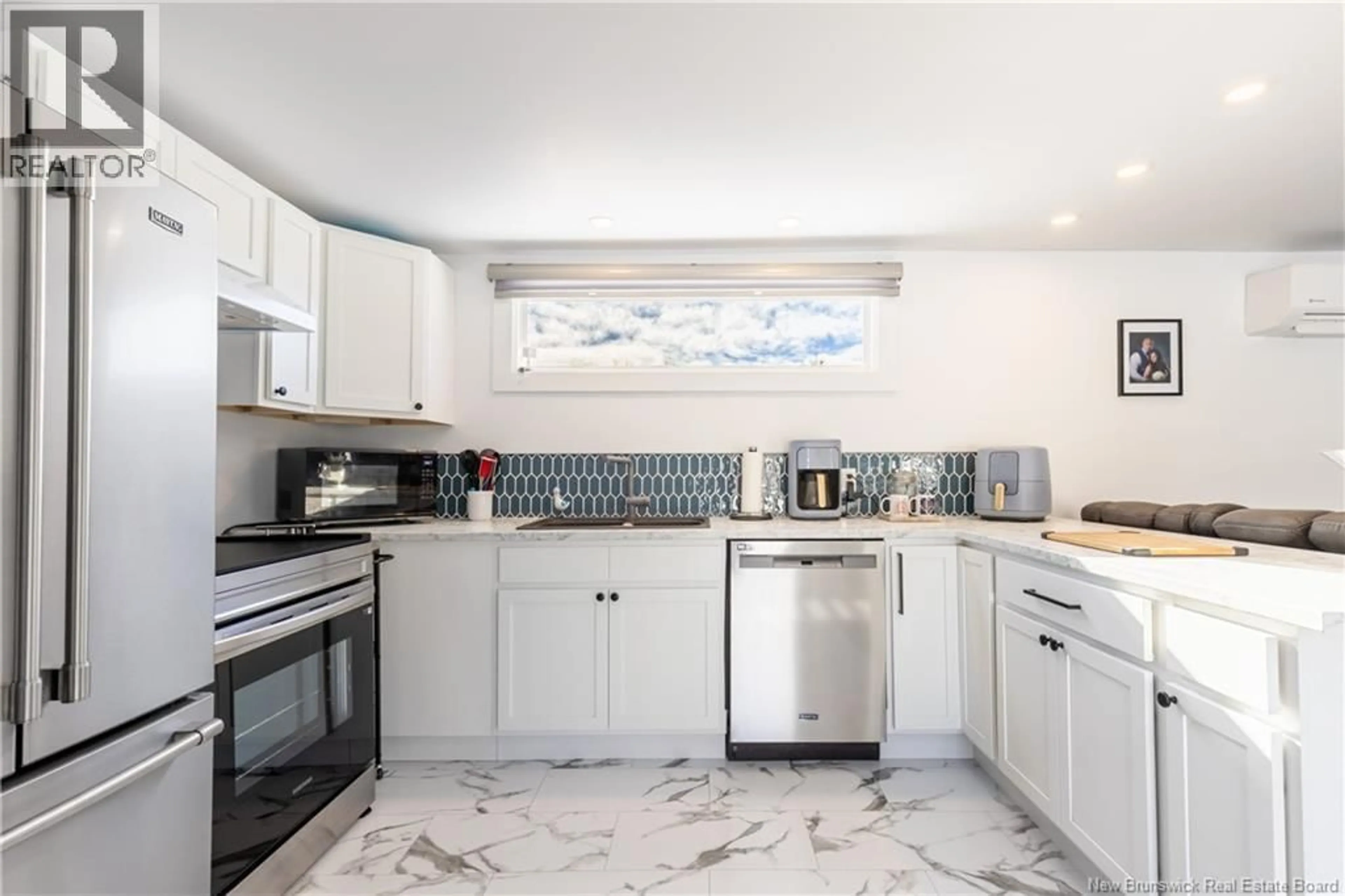 Unknown for 22 ELMDALE CRESCENT, Fredericton New Brunswick E3B6R1