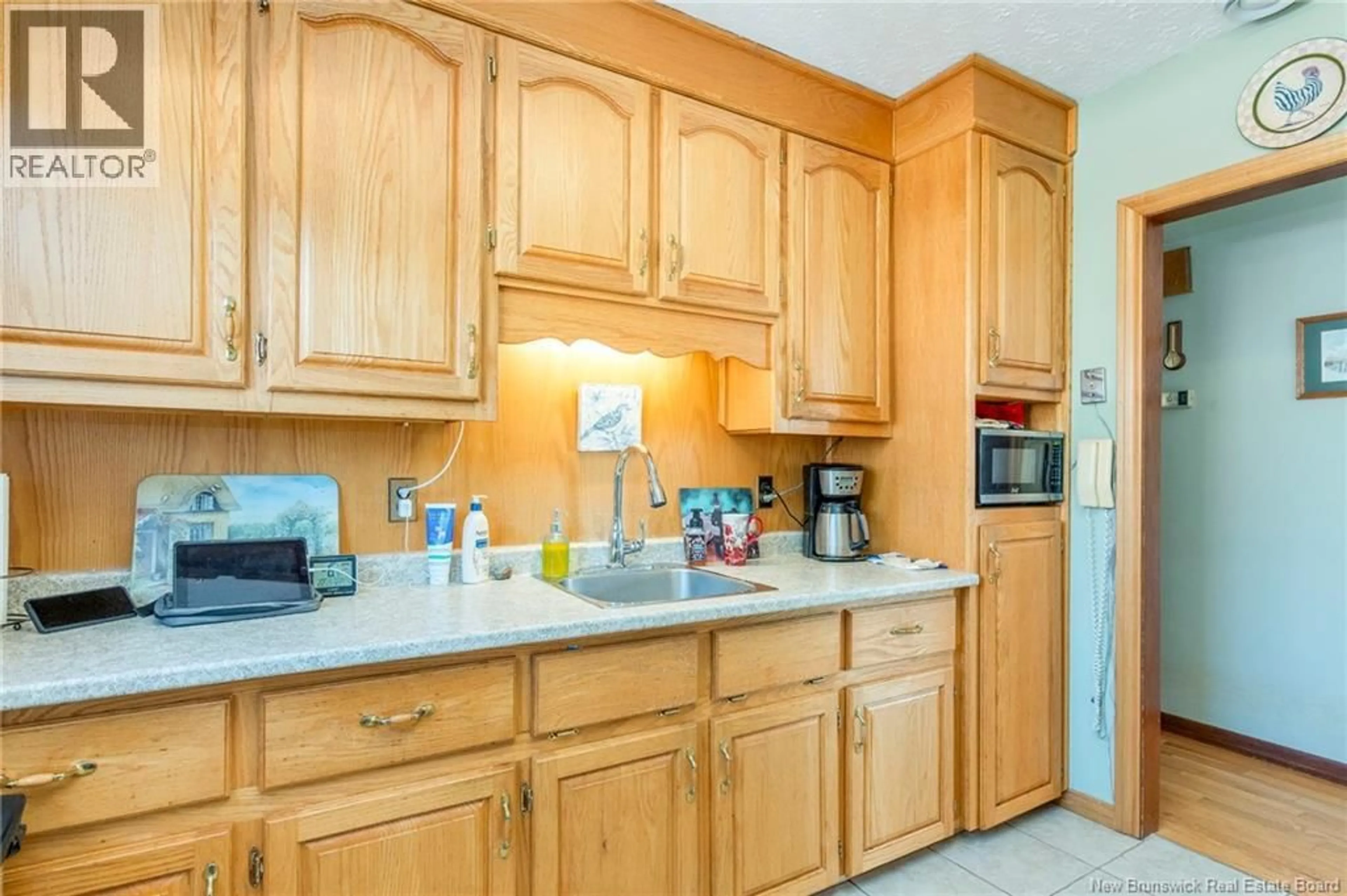 Standard kitchen, unknown for 6 SHARON AVENUE, Saint John New Brunswick E2N1E4