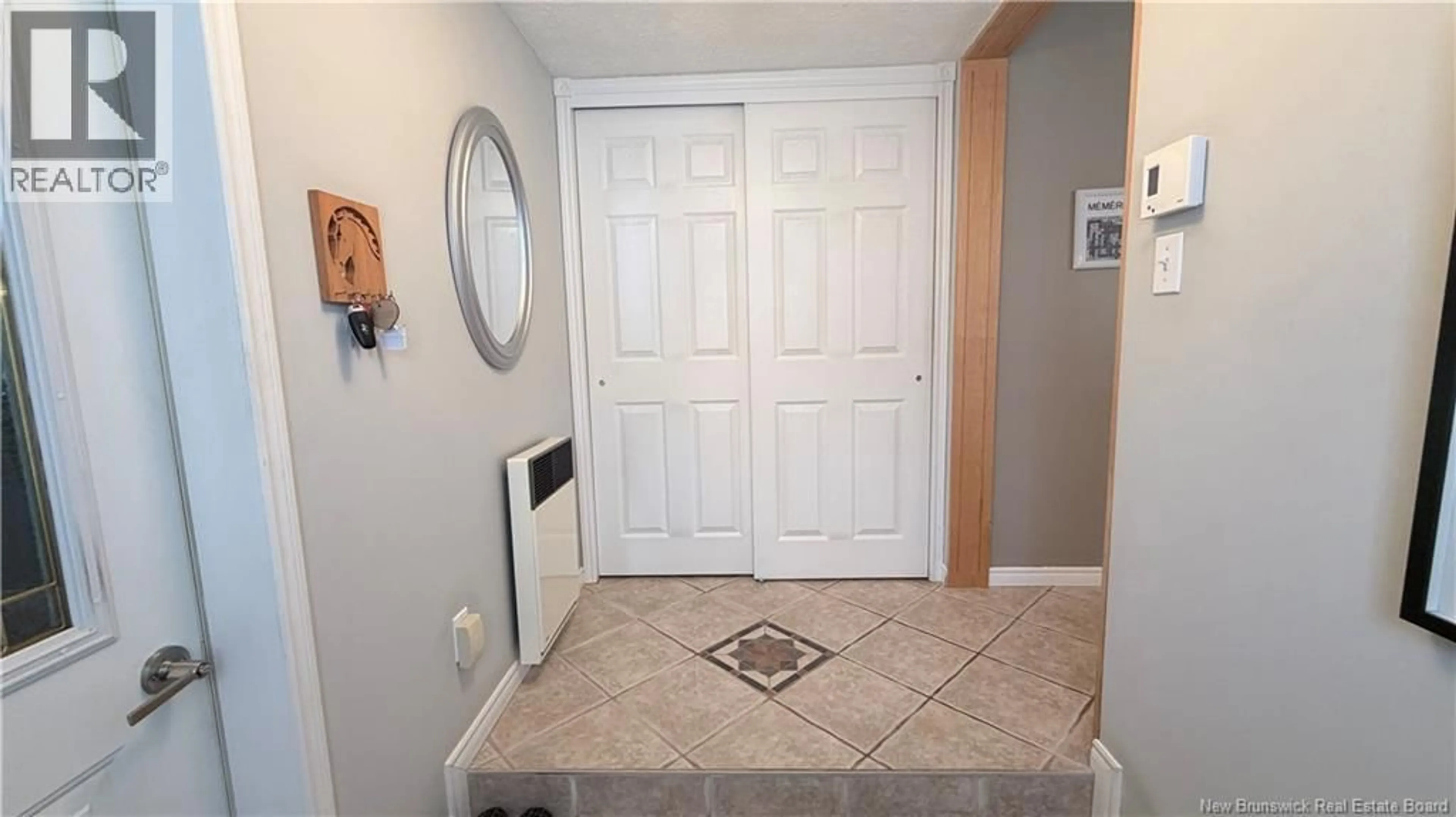 Indoor entryway for 7 LEBEL STREET, Saint-François-de-Madawaska New Brunswick E7A1E3