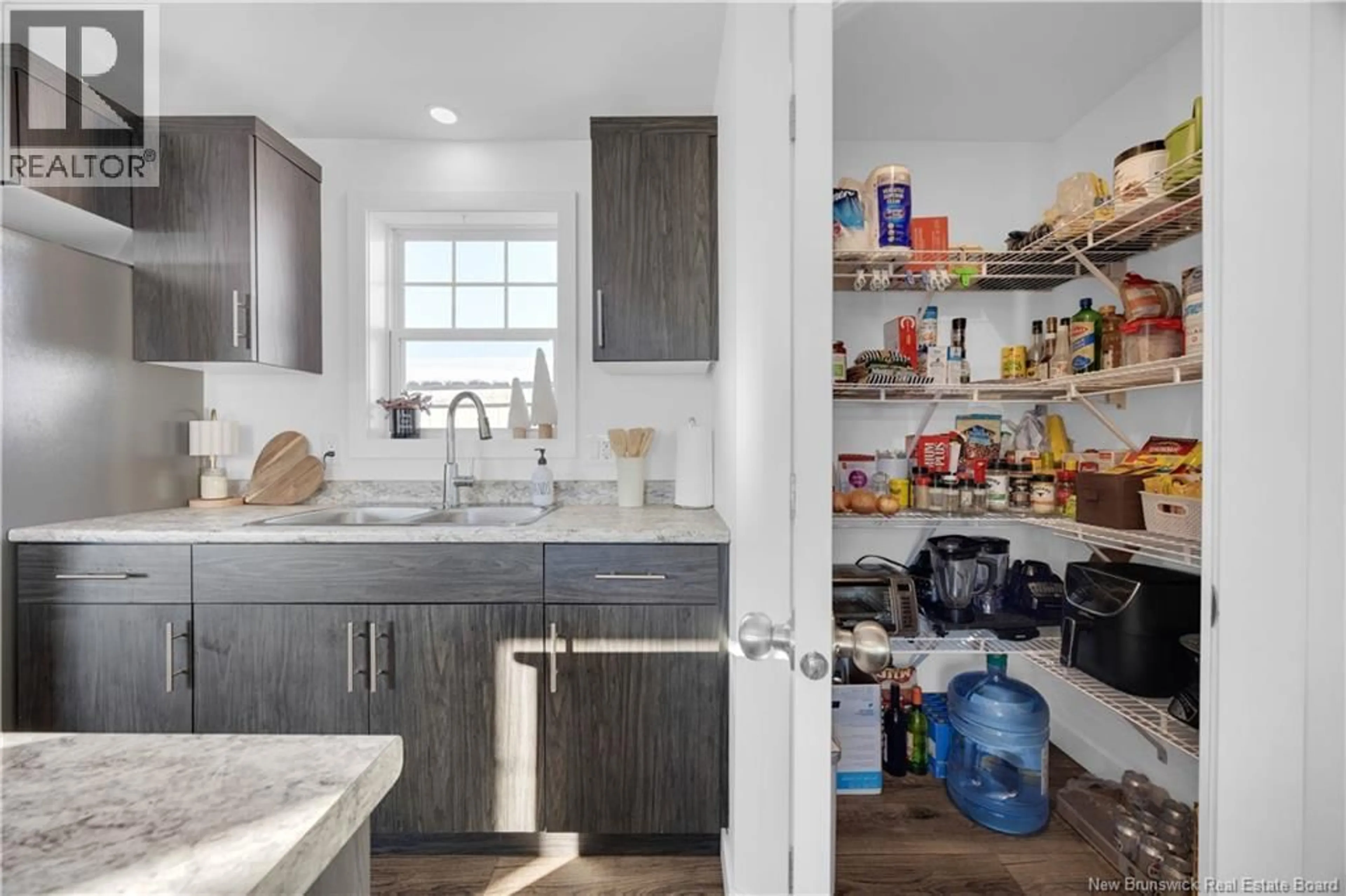 Unknown for 17 REX HURLEY BOULEVARD, Saint John New Brunswick E2H0B6