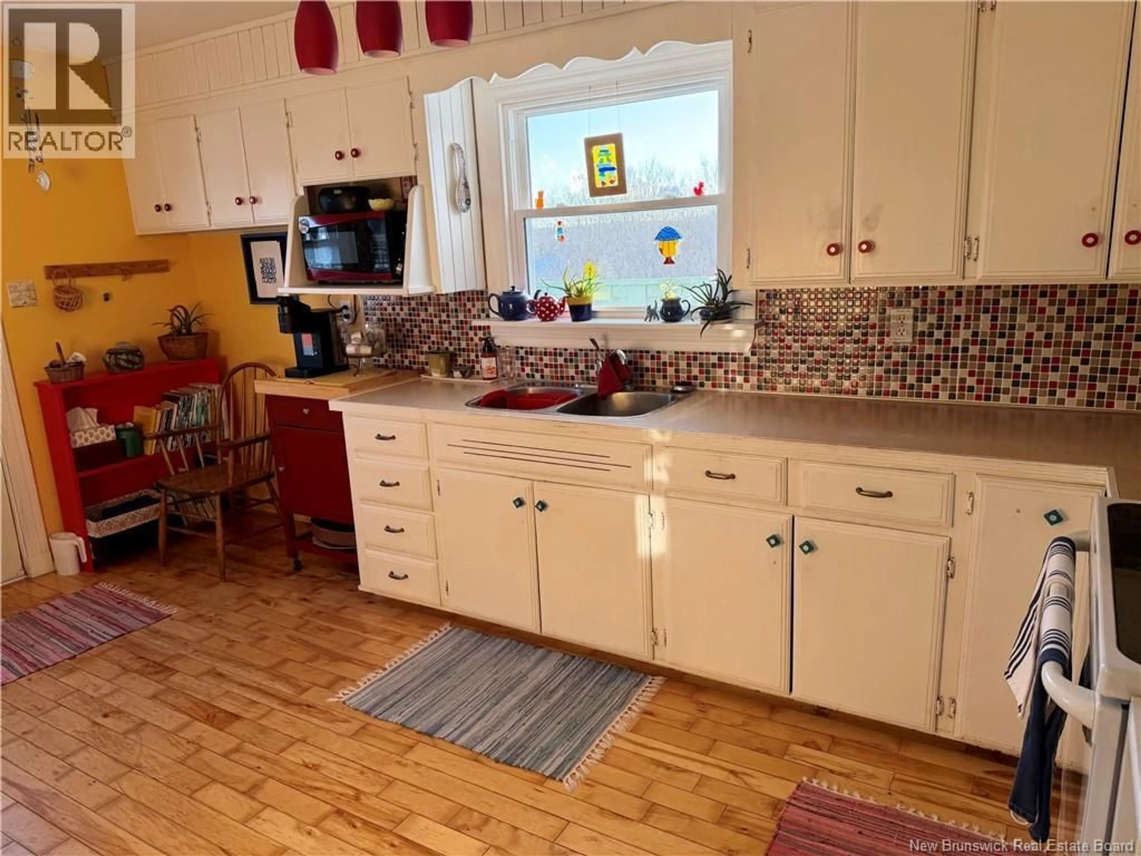 Standard kitchen, unknown for 1472 LORNEVILLE ROAD, Saint John New Brunswick E2M7H6