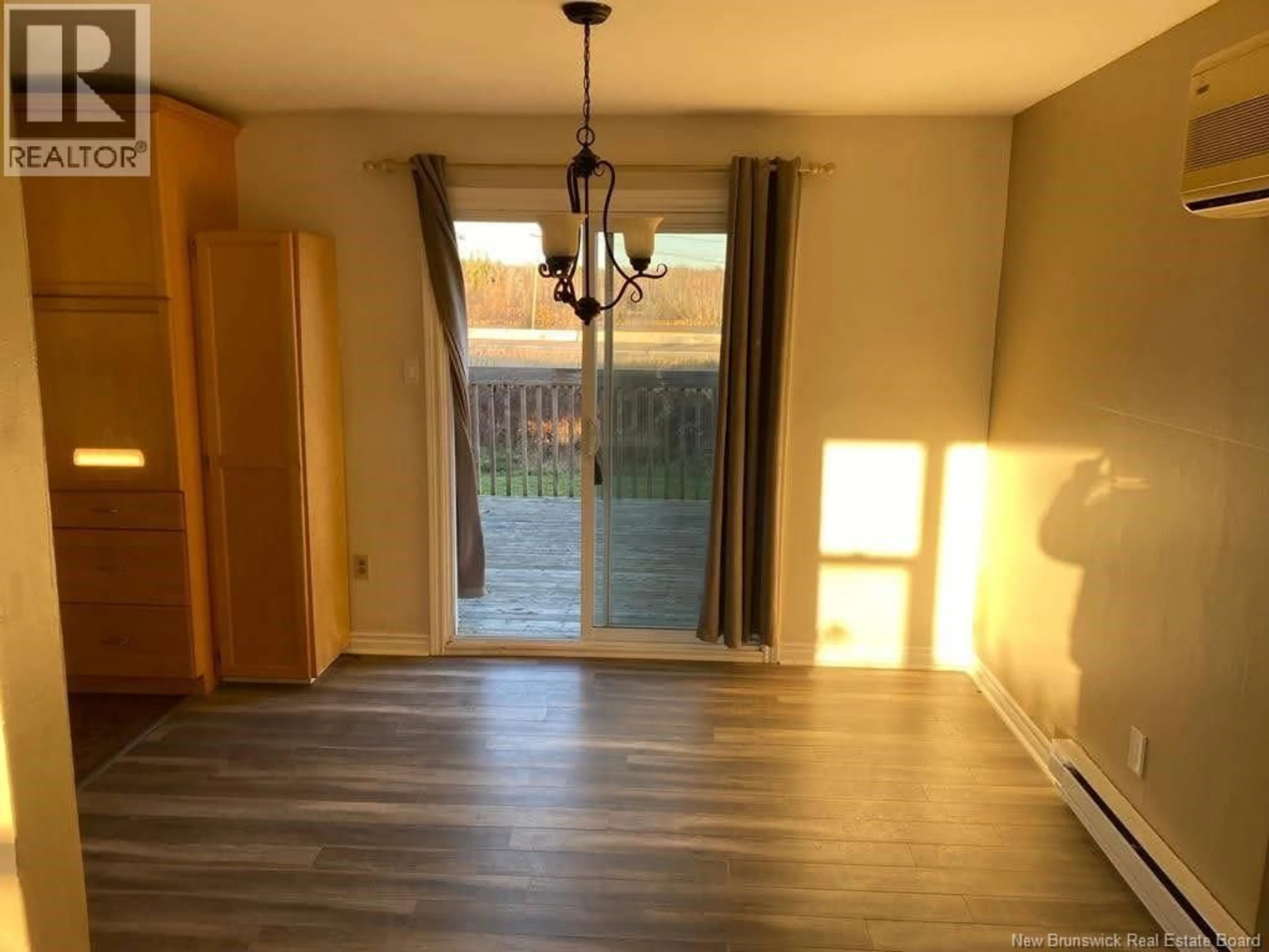 A pic of a room for 19 ANNE STREET, Moncton New Brunswick E1C4J4