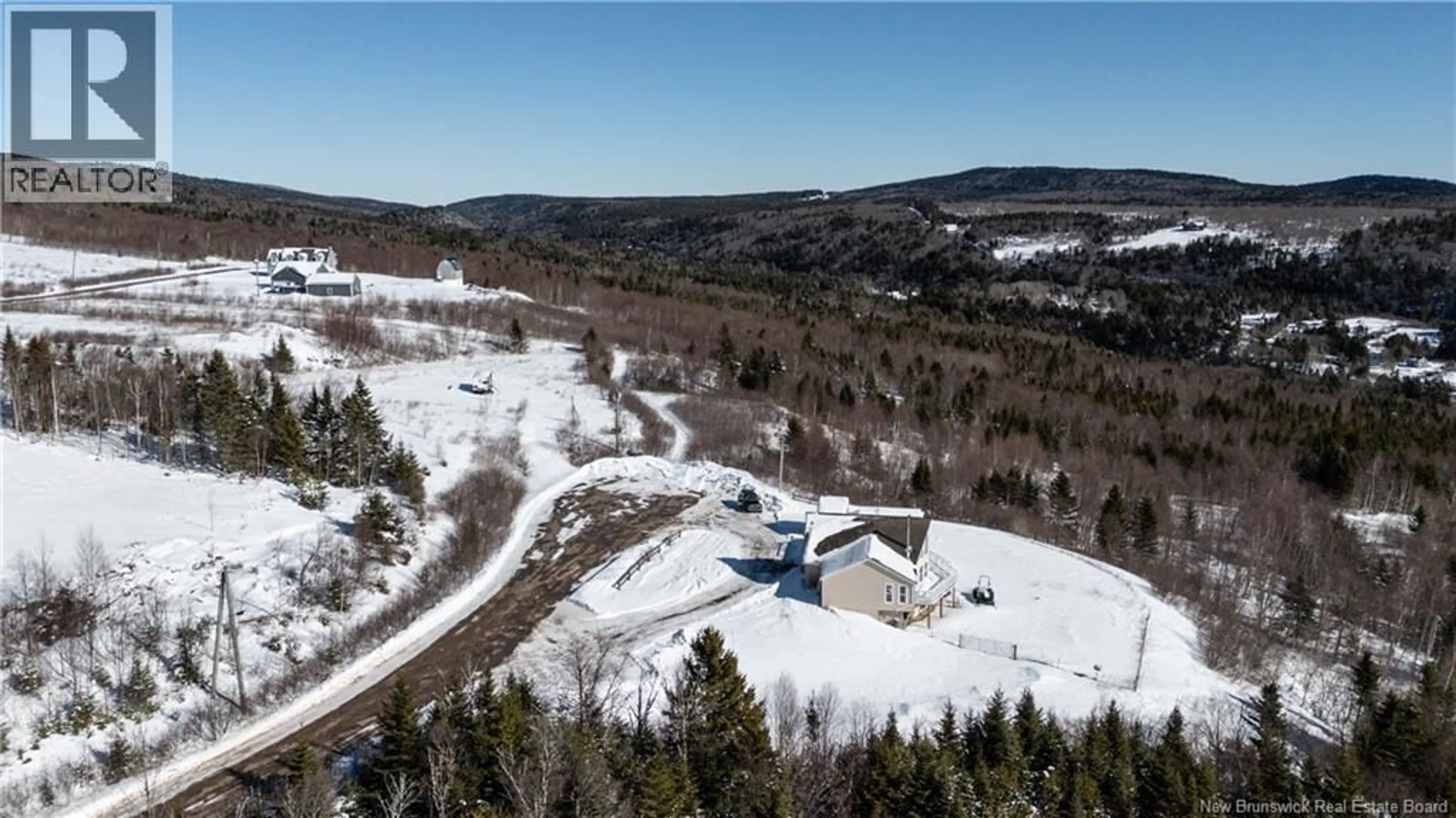 A pic from outside/outdoor area/front of a property/back of a property/a pic from drone, mountain view for 9 BRITTANY COURT, Alma New Brunswick E4H0B4