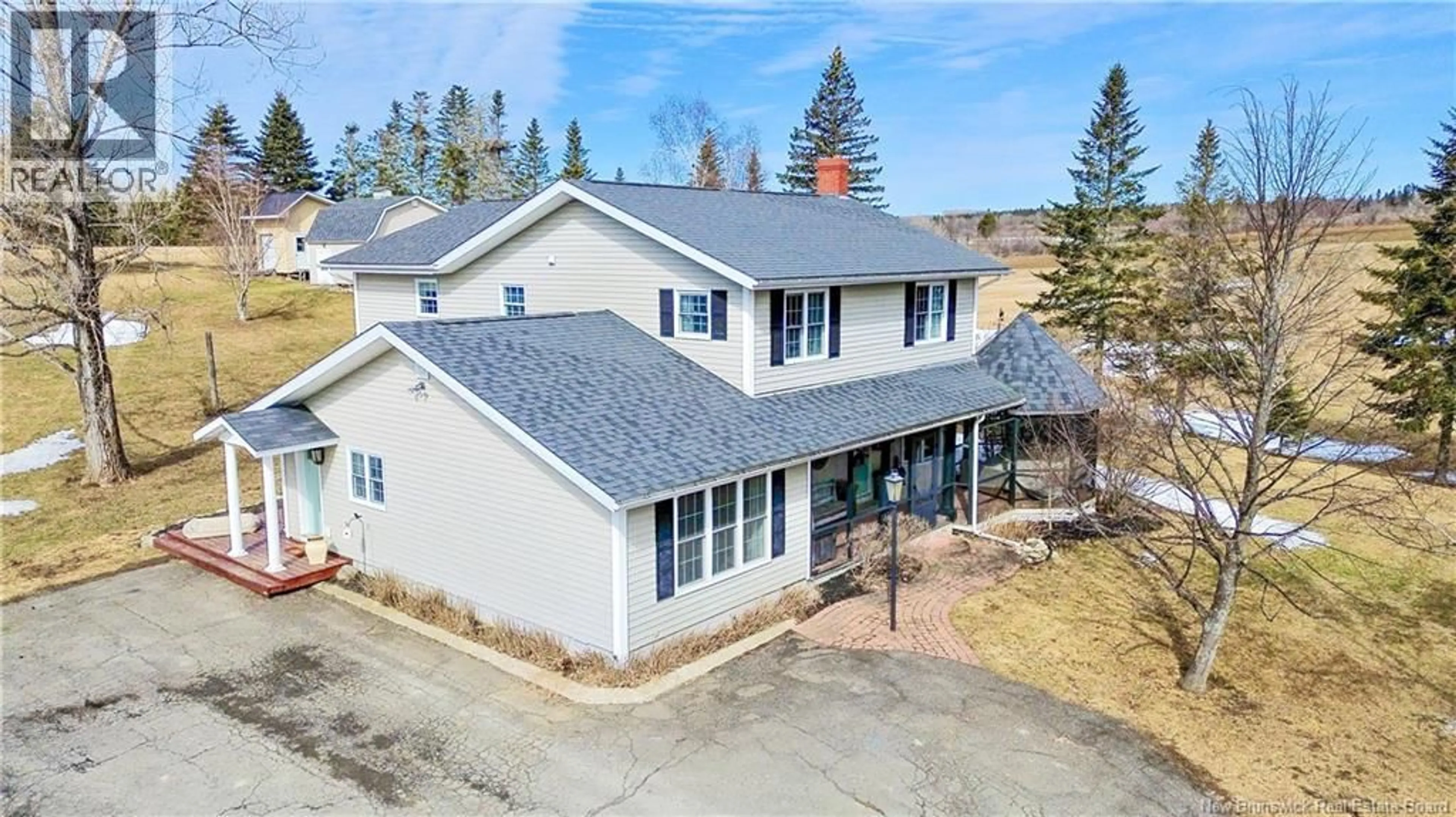 A pic from outside/outdoor area/front of a property/back of a property/a pic from drone, street for 142 REELEDER COURT, Greenfield New Brunswick E7L3C2