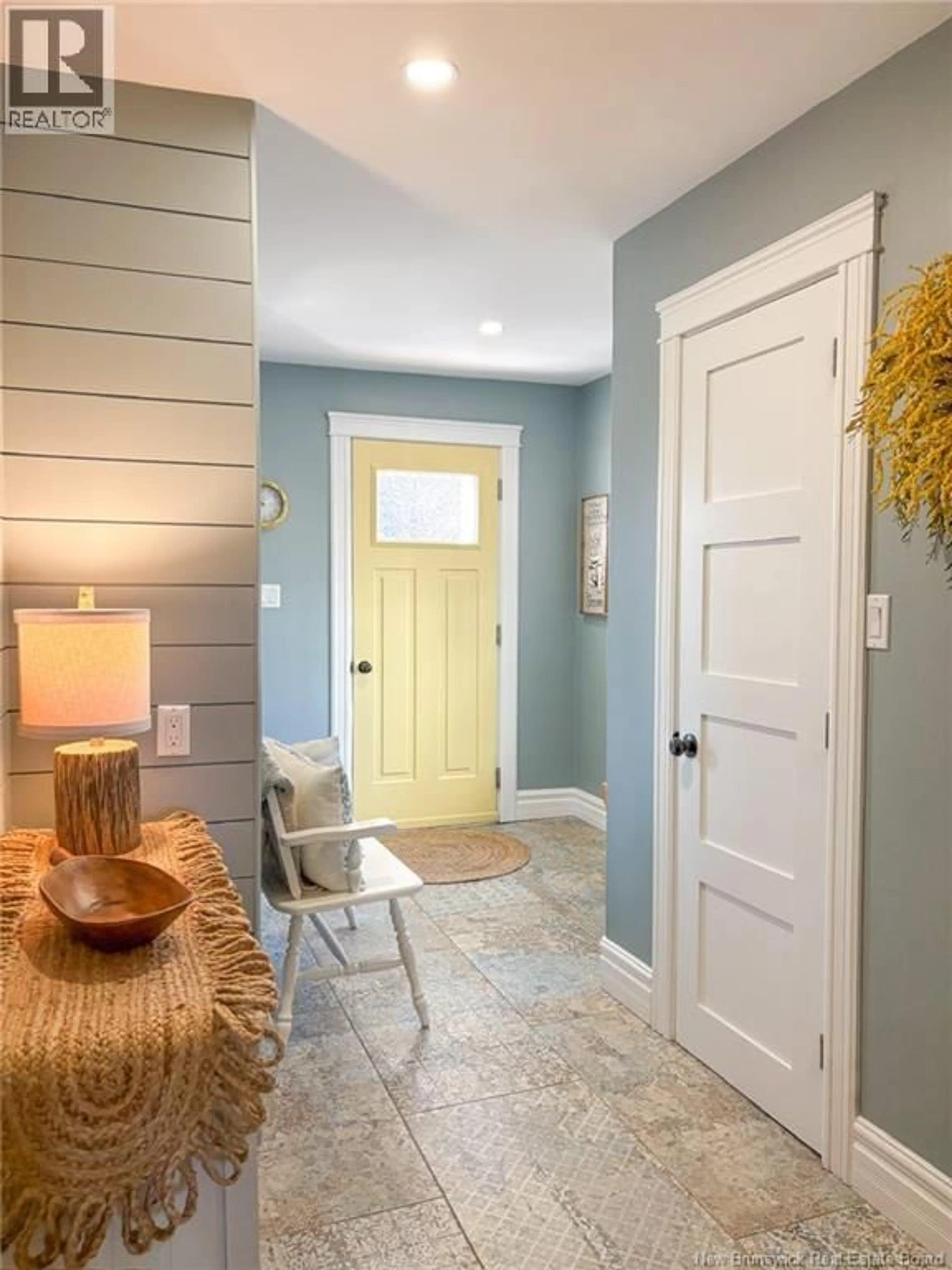 Indoor entryway for 142 REELEDER COURT, Greenfield New Brunswick E7L3C2