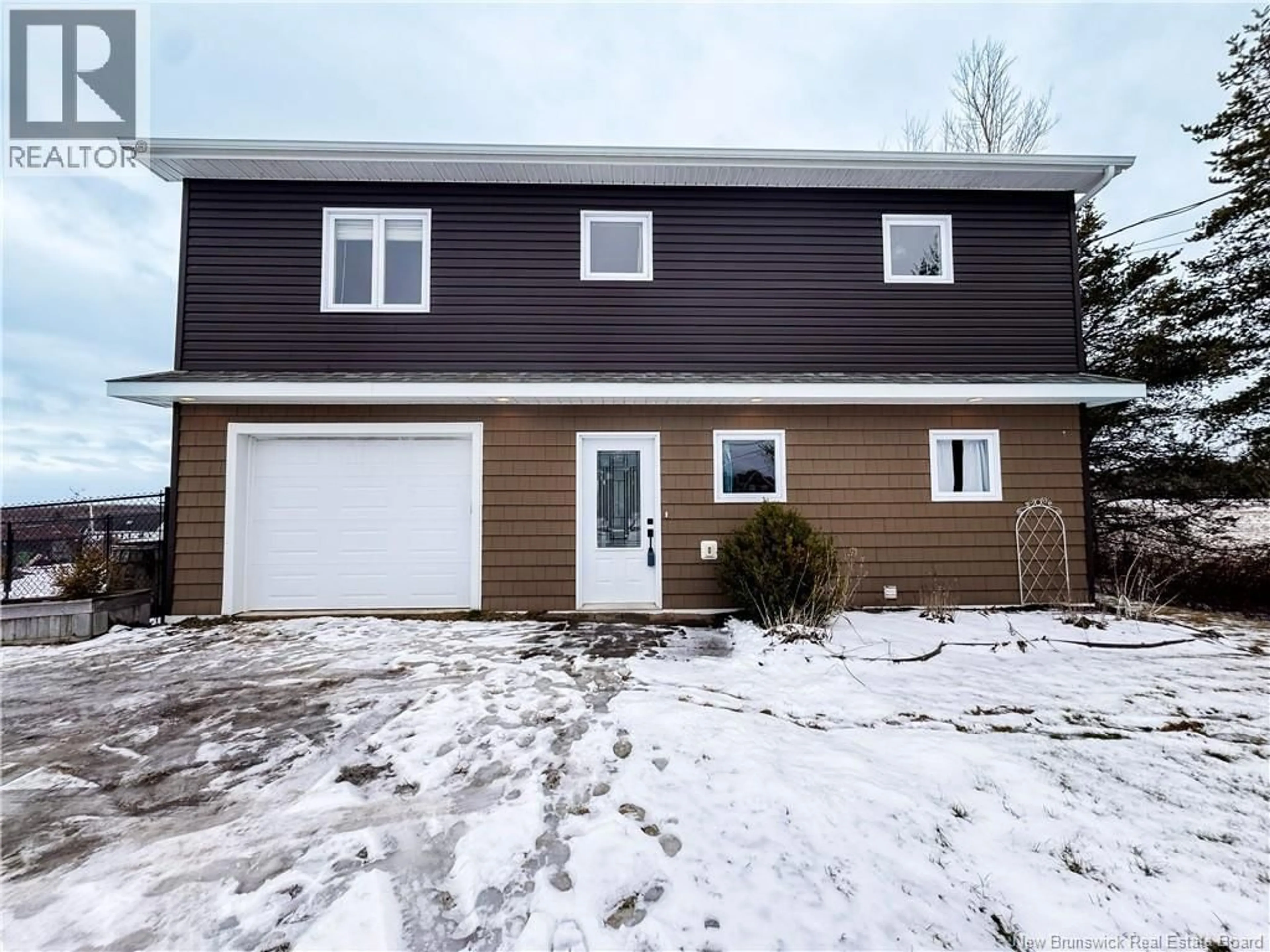 Home with vinyl exterior material, street for 311 SCOTCH SETTLEMENT, Irishtown New Brunswick E1H1R2