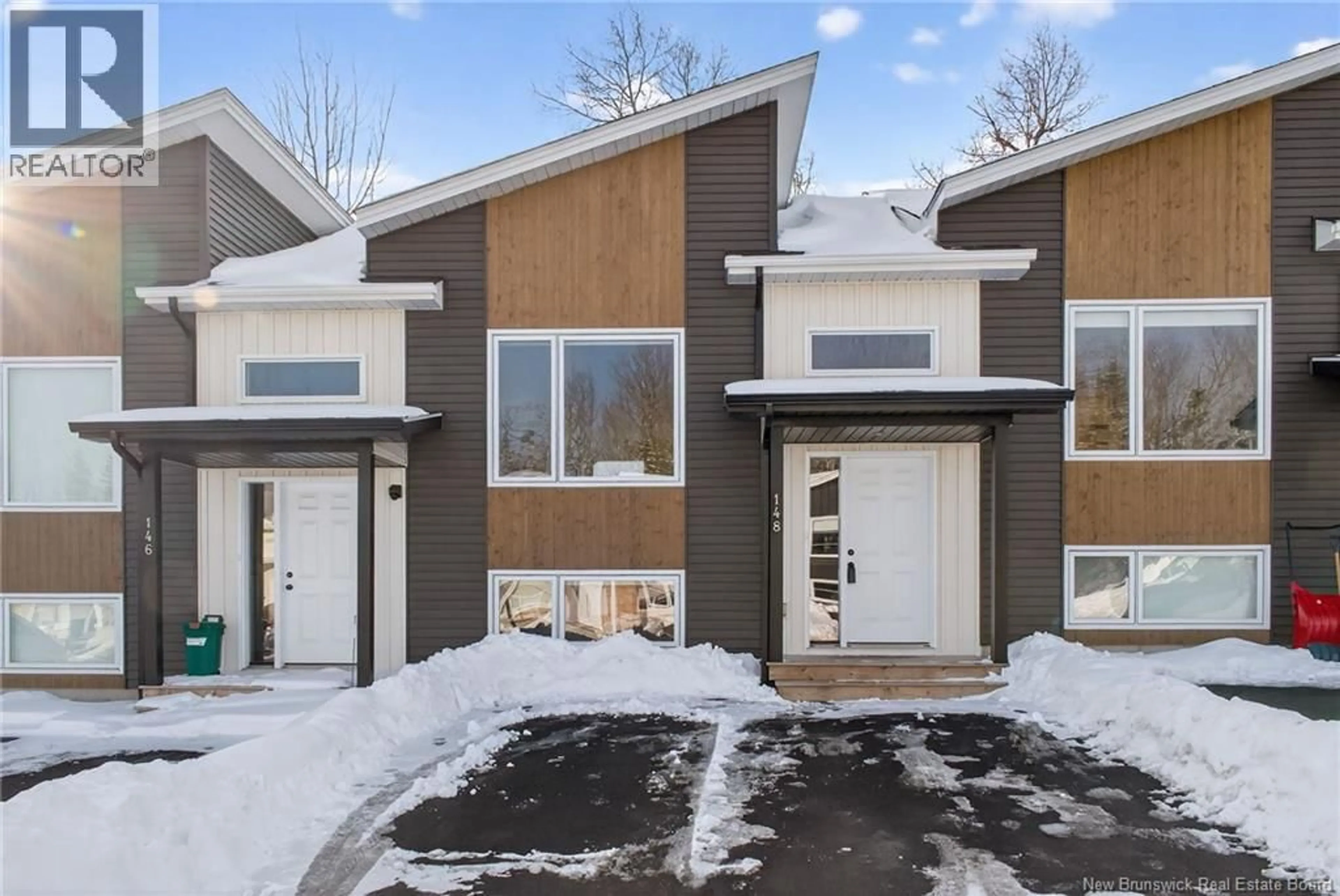 Unknown for 148 DONAT, Dieppe New Brunswick E1A9L4