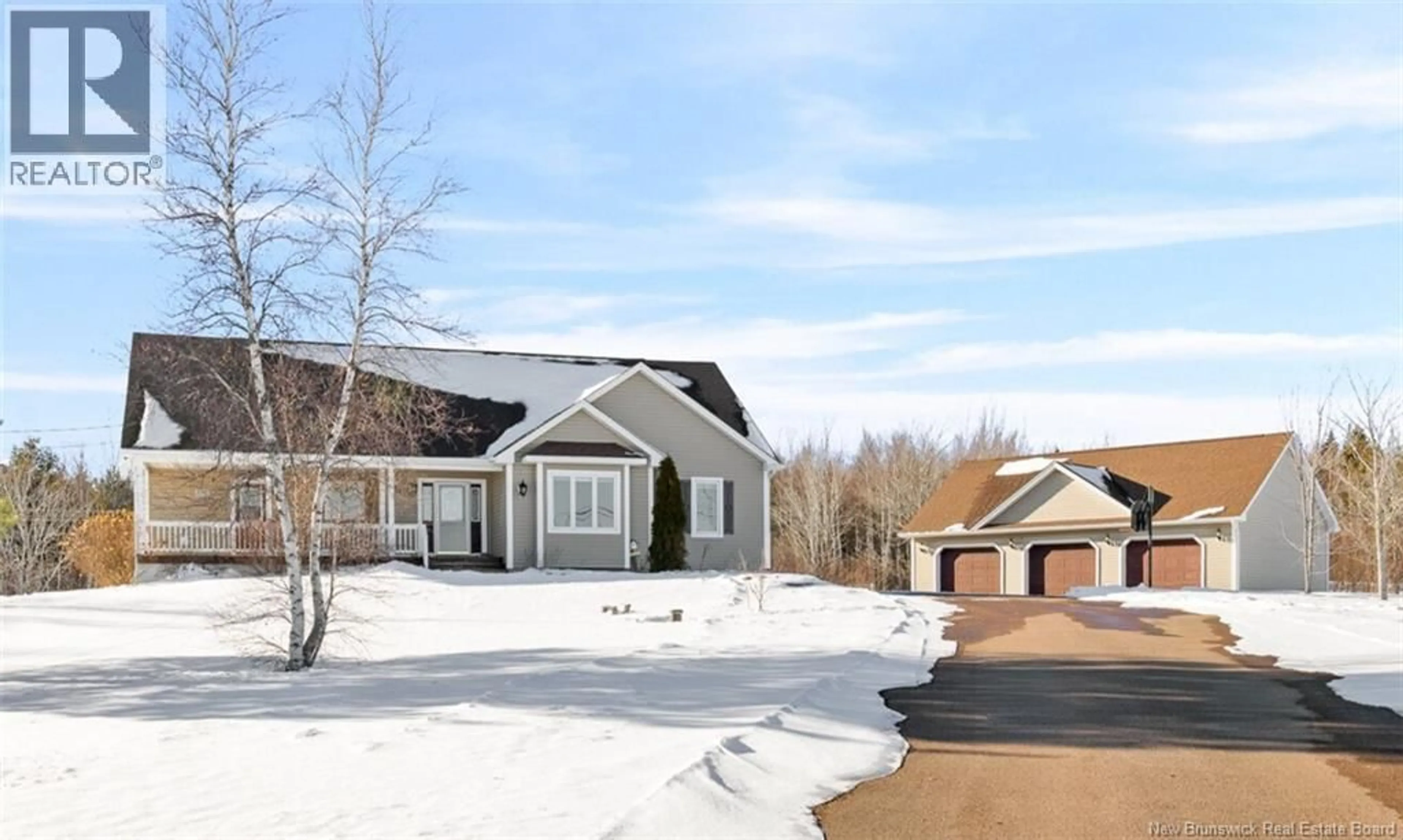 Unknown for 15 OAK FARM STREET, Irishtown New Brunswick E1H0C3