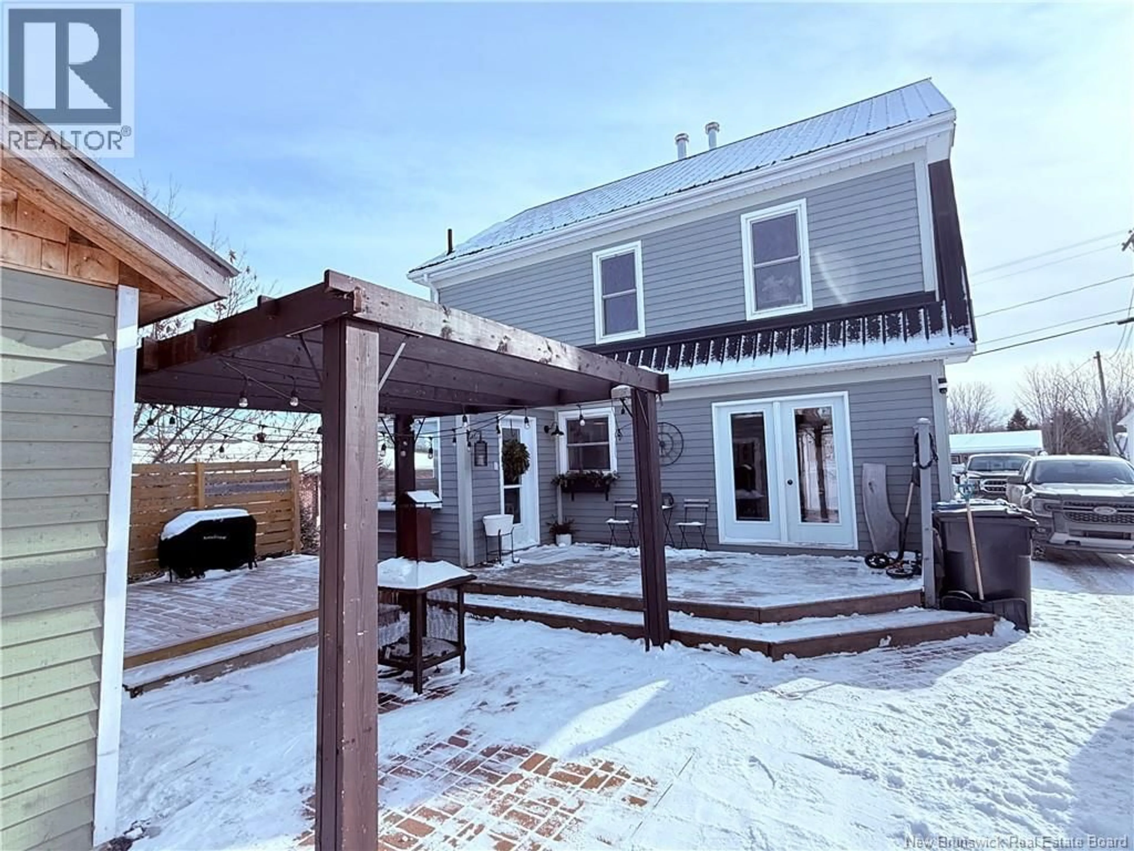 Patio, street for 116 EASTWOOD DRIVE, Woodstock New Brunswick E7M1P4