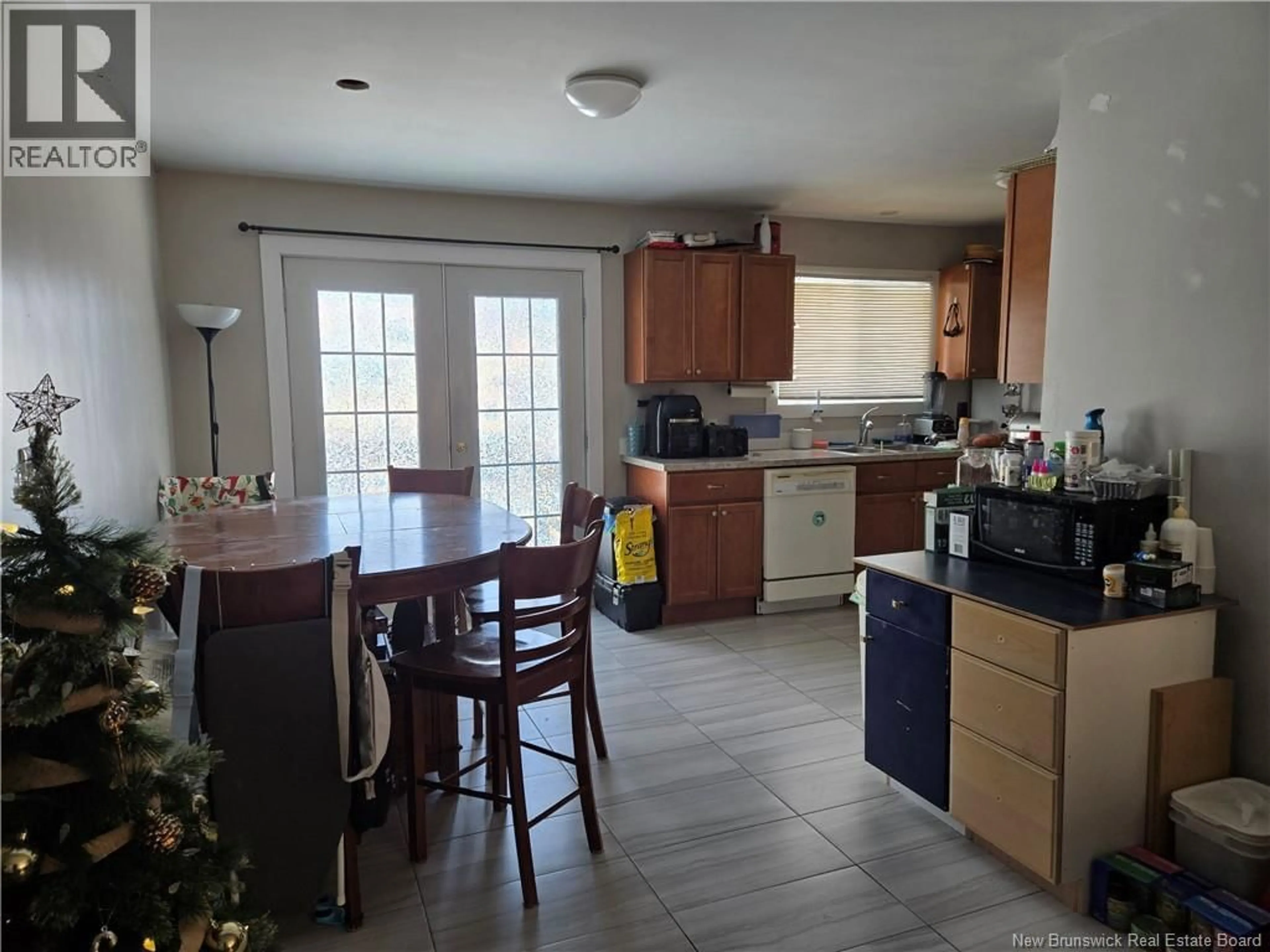 Open concept kitchen, ceramic/tile floor for 89 MOUNT ROYAL BOULEVARD, Moncton New Brunswick E1E2V3