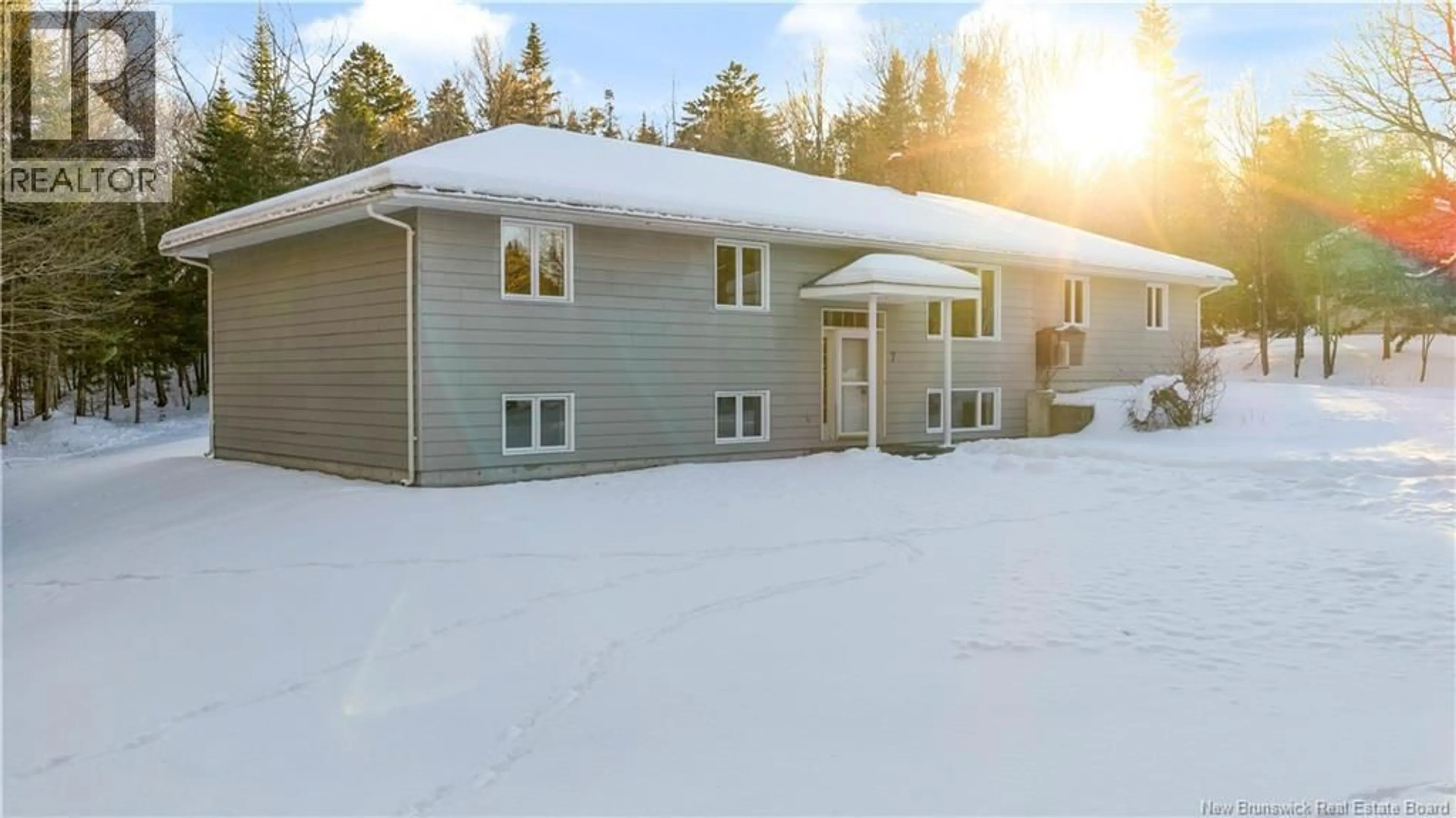 Unknown for 7 ROBIN LANE, Rothesay New Brunswick E2S1A4