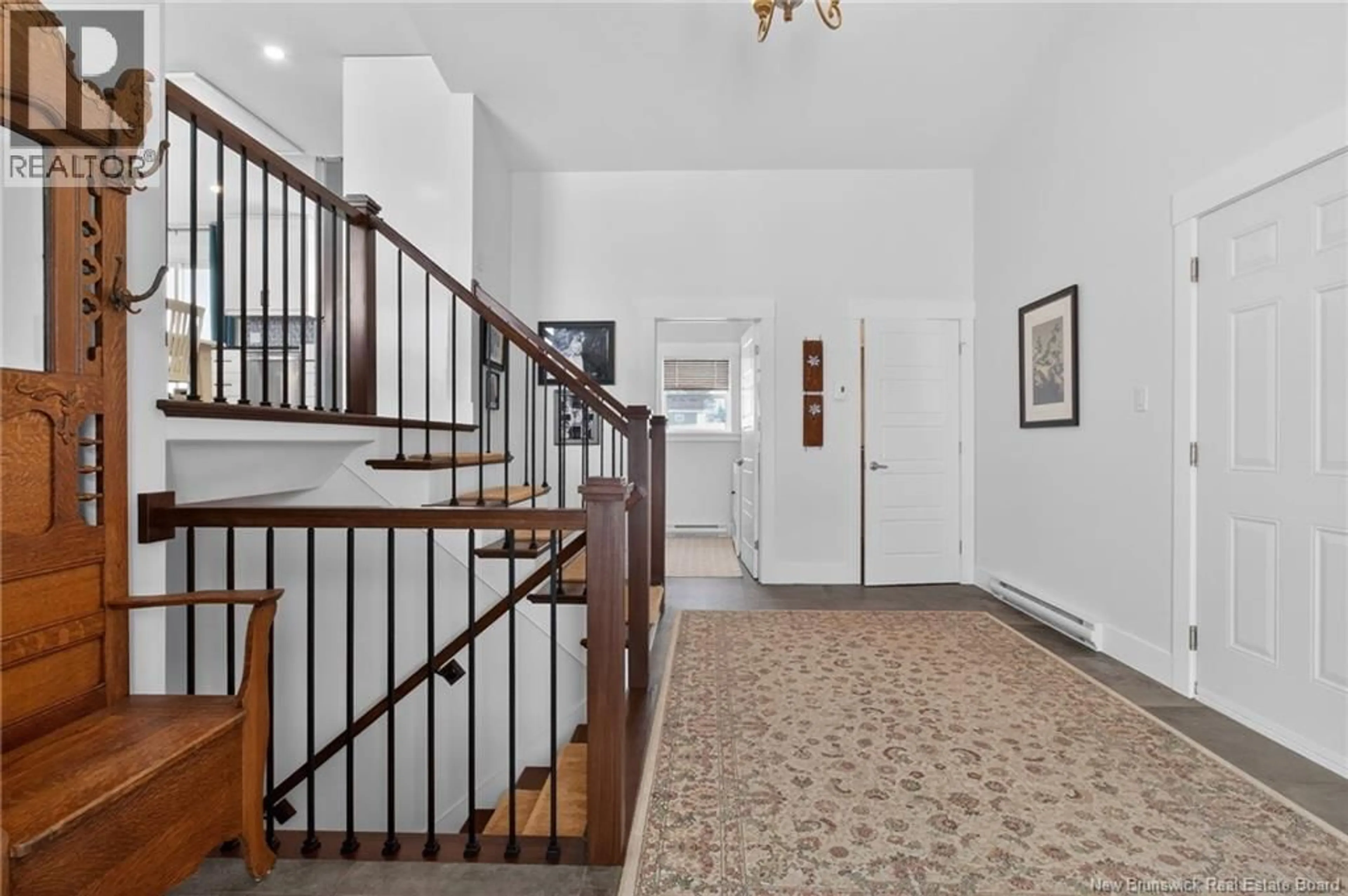 Indoor foyer for 2774 ROUTE 515, Sainte-Marie-De-Kent New Brunswick E4S2E7