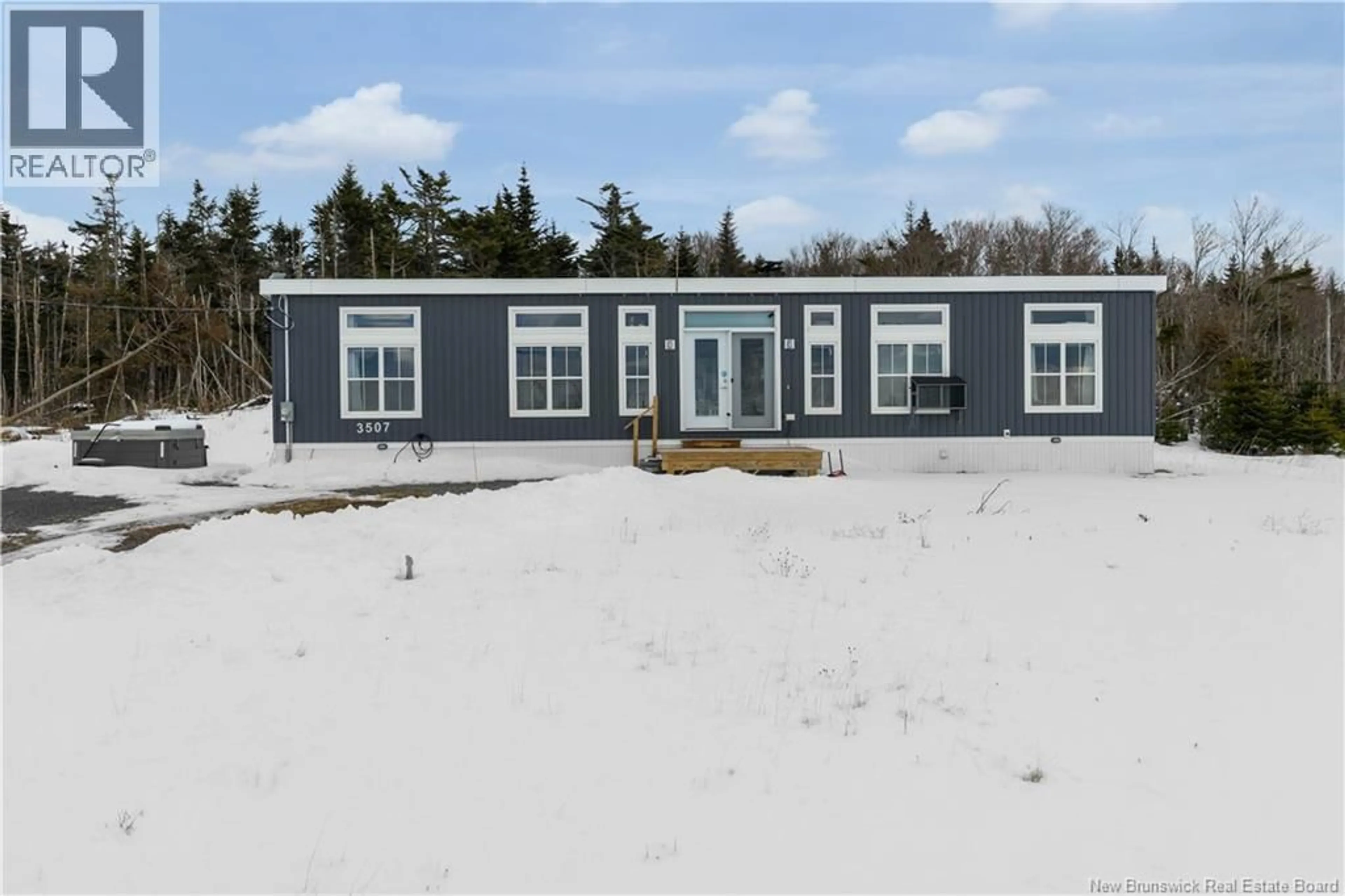 Home with vinyl exterior material, building for 3507 RED HEAD ROAD, Mispec New Brunswick E2J4X6