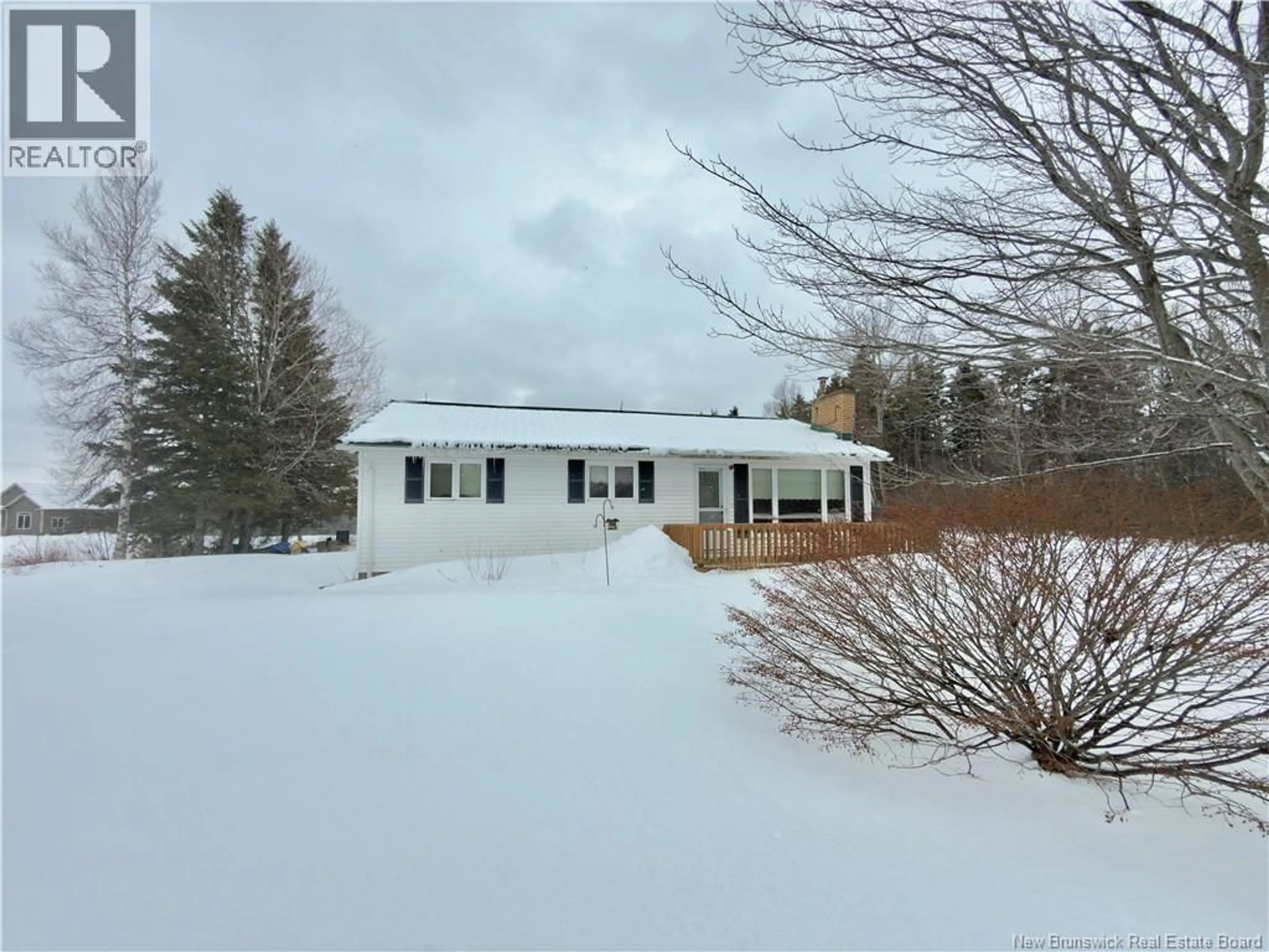 A pic from outside/outdoor area/front of a property/back of a property/a pic from drone, unknown for 983 RTE 515, Bouctouche Cove New Brunswick E4S4J8