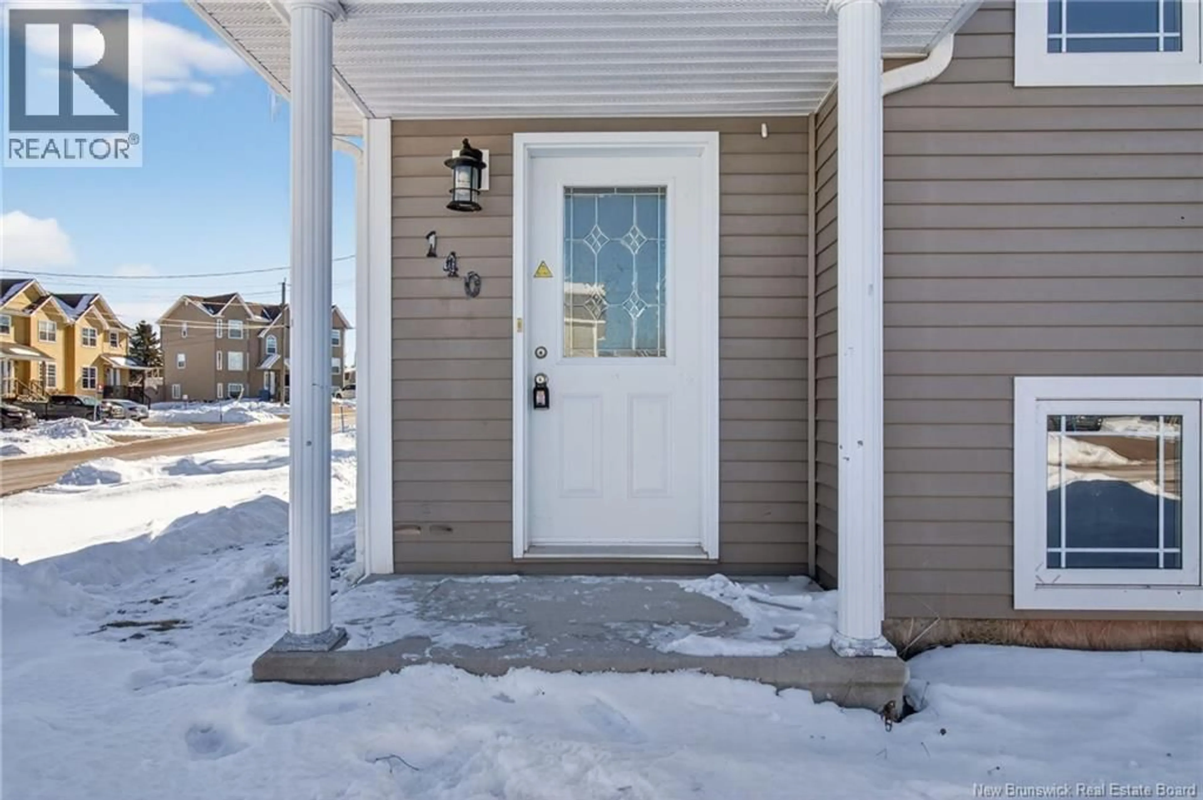 Indoor entryway for 140 HOULAHAN STREET, Dieppe New Brunswick E1A0S8