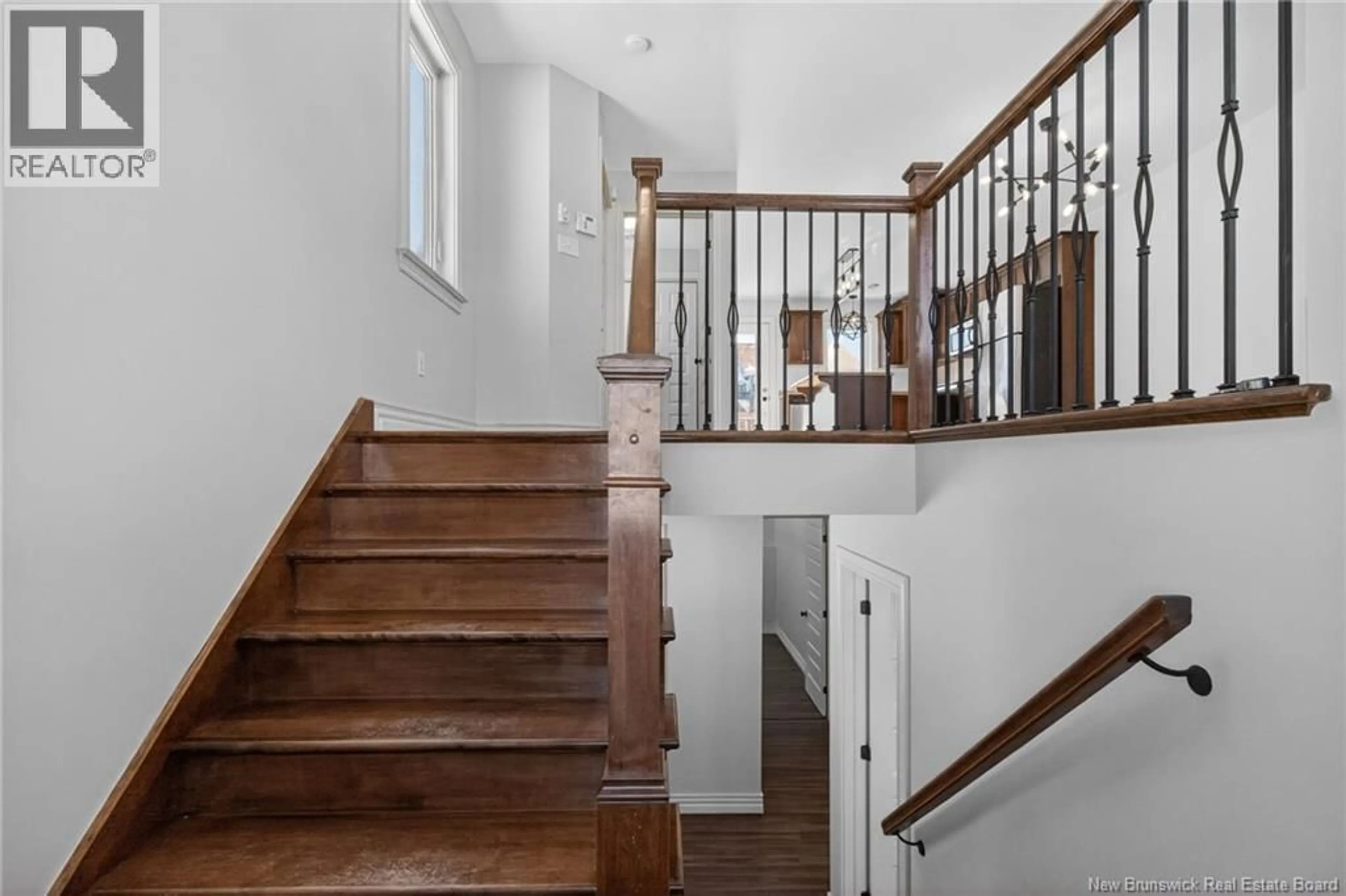 Stairs for 140 HOULAHAN STREET, Dieppe New Brunswick E1A0S8