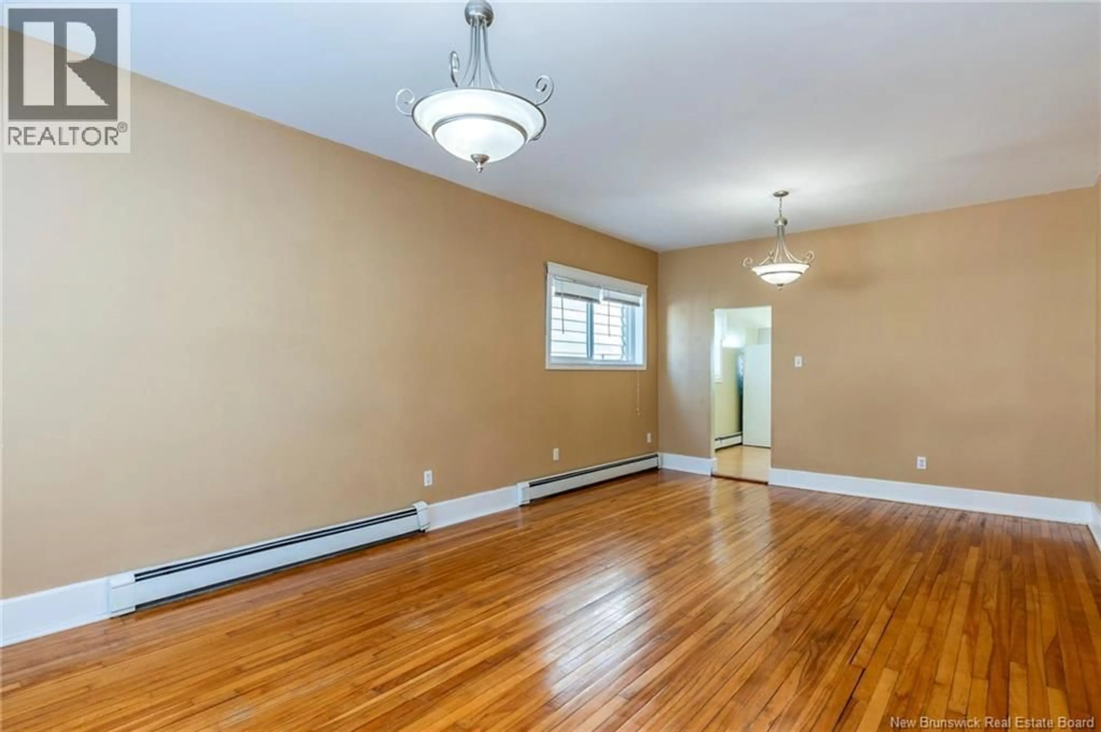 A pic of a room for 702-704 BEACONSFIELD AVENUE, Saint John New Brunswick E2M2K7