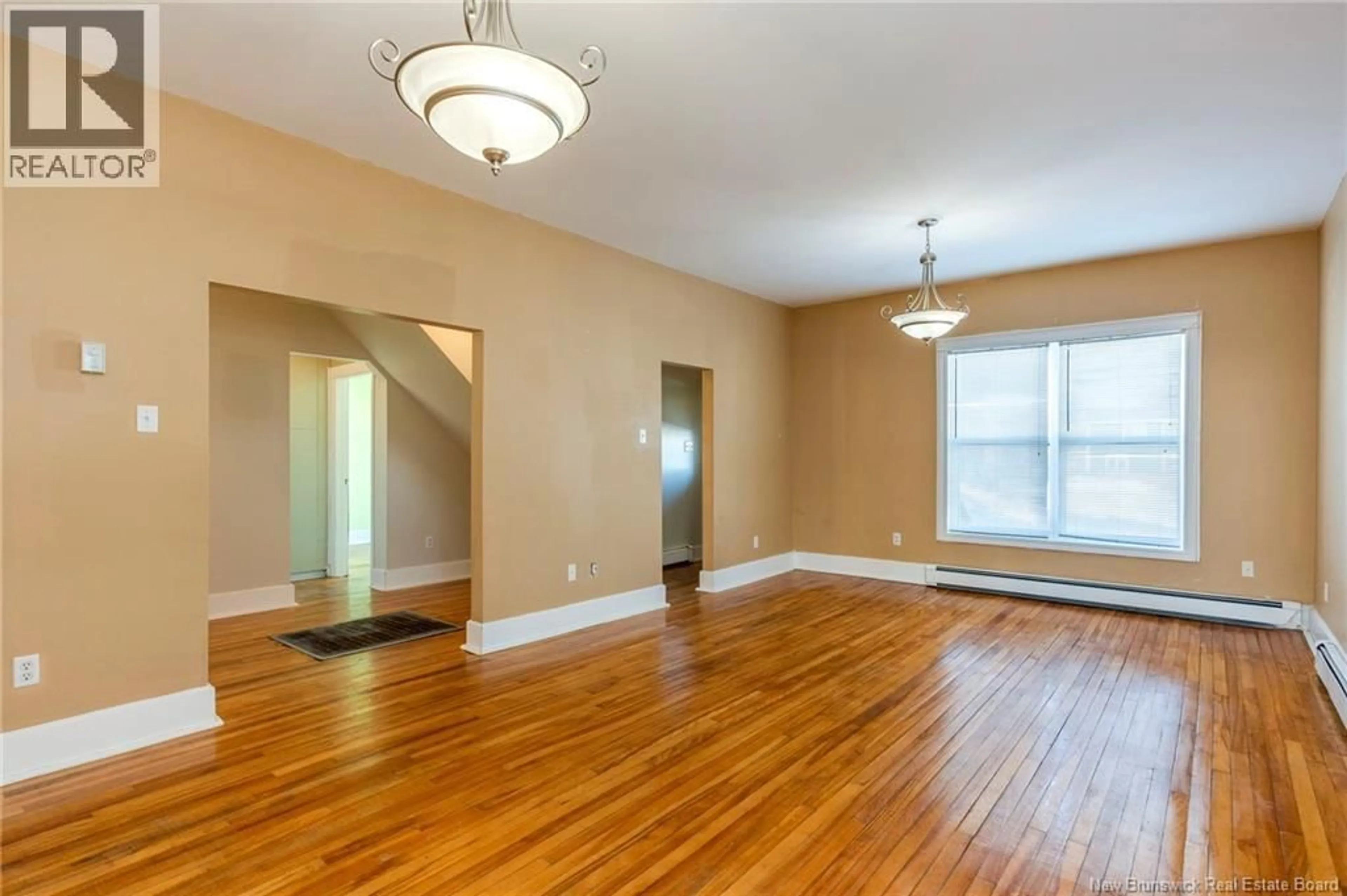 Unknown for 702-704 BEACONSFIELD AVENUE, Saint John New Brunswick E2M2K7