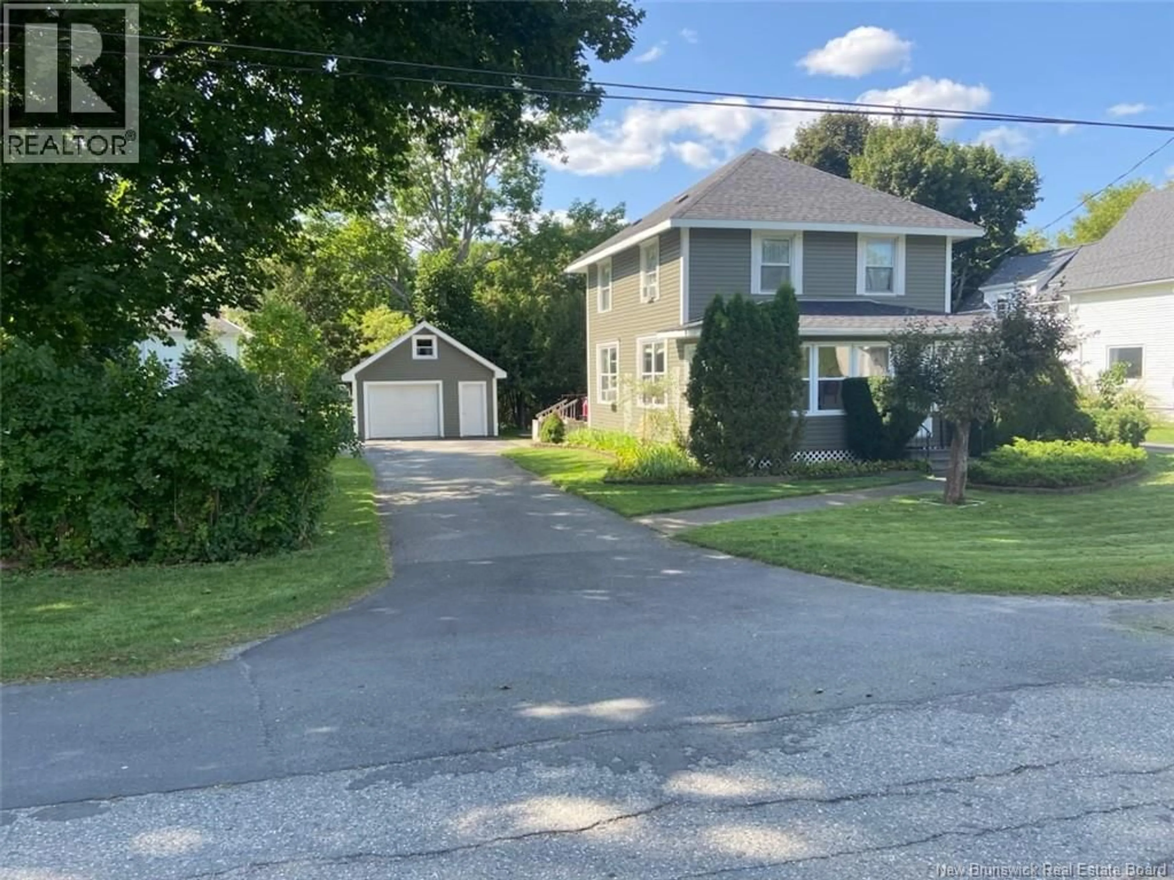 A pic from outside/outdoor area/front of a property/back of a property/a pic from drone, street for 40 CHURCHILL STREET, St. Stephen New Brunswick E3L2G4