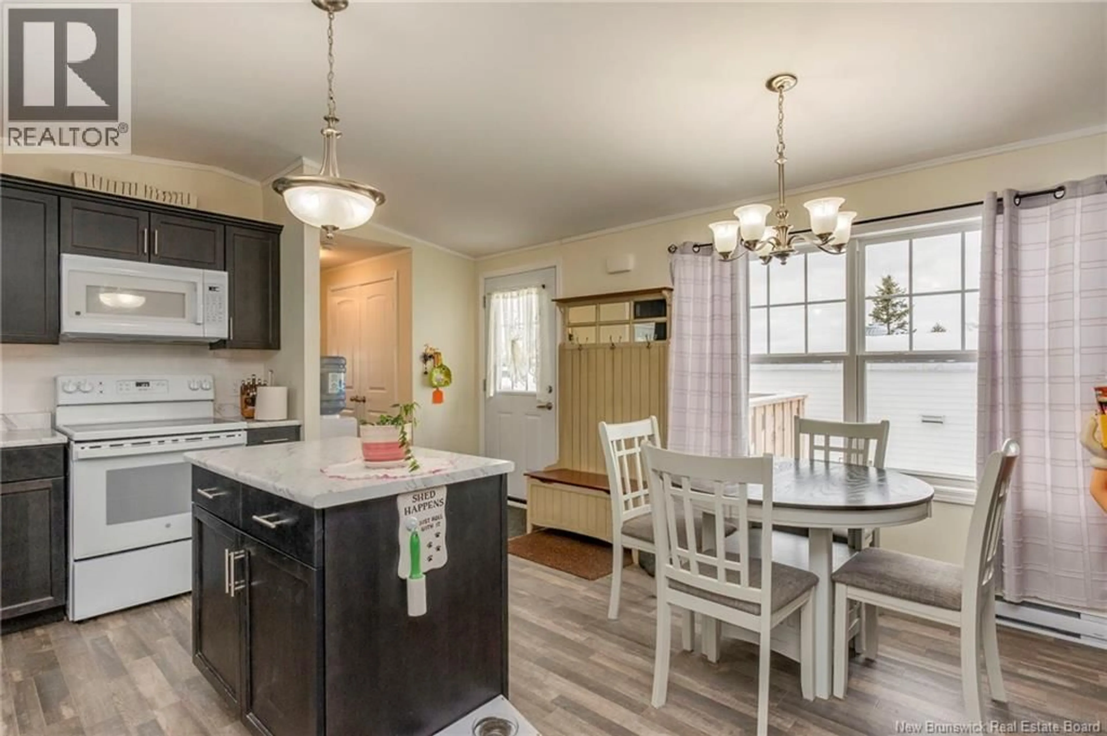 Open concept kitchen, unknown for 43 SUSAN, Saint John New Brunswick E2N1P3