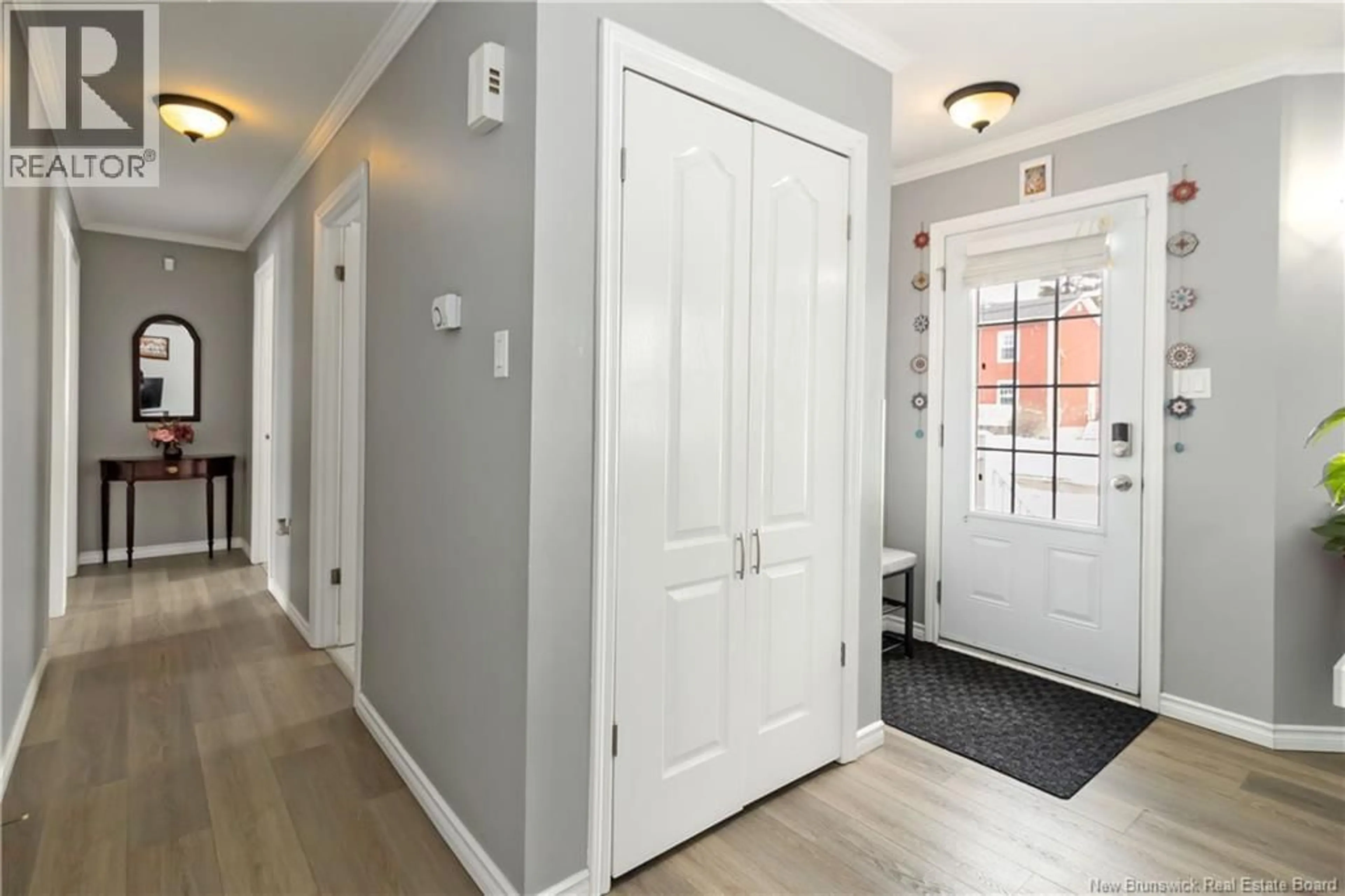 Indoor entryway for 16 CROWBUSH CRESCENT, Moncton New Brunswick E1G0G8