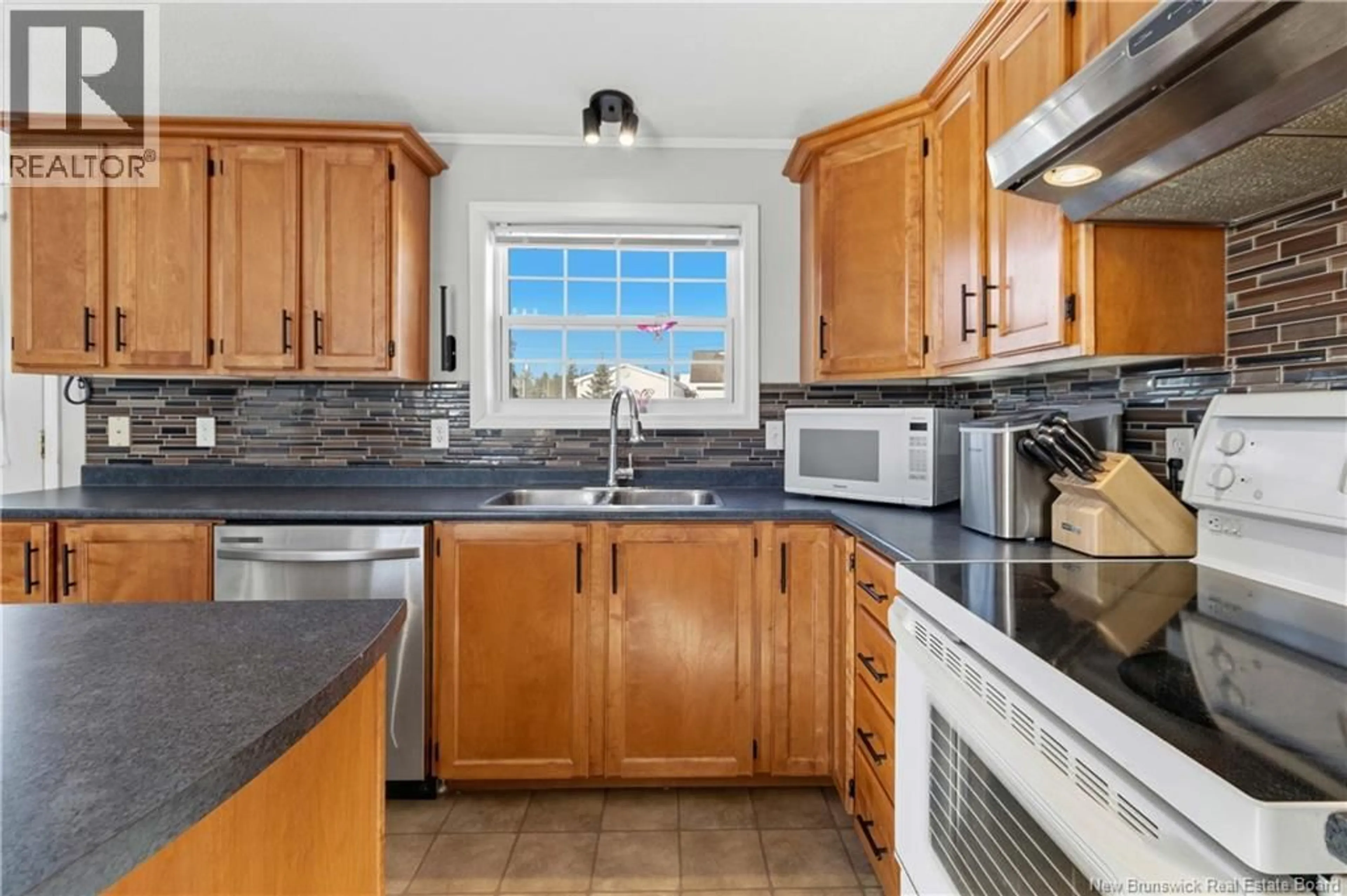 Standard kitchen, ceramic/tile floor for 24 BLUE ASH STREET, Moncton New Brunswick E1H3R2