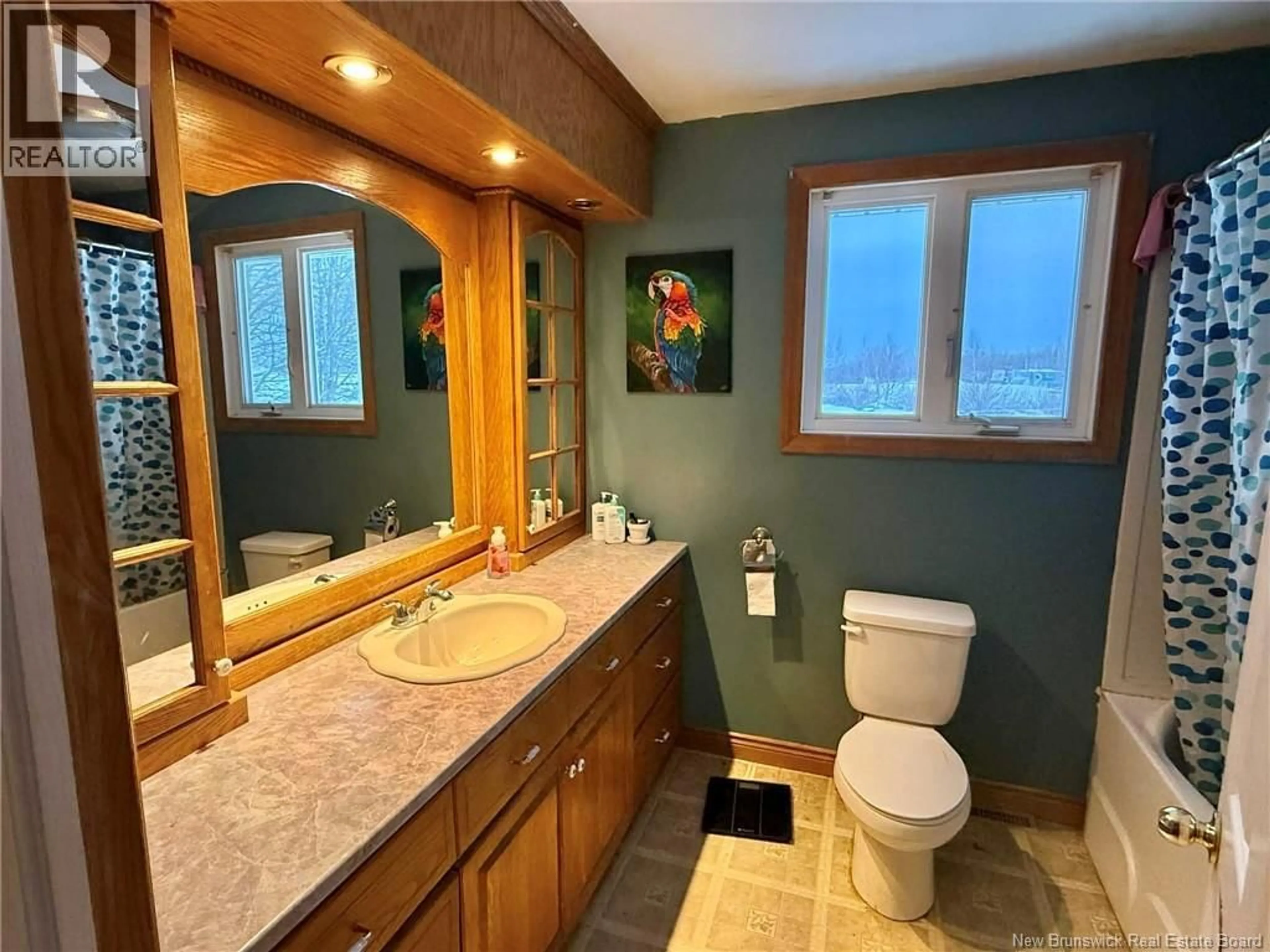 Standard bathroom, ceramic/tile floor for 1623 RTE 133, Grand-Barachois New Brunswick E4P8E3