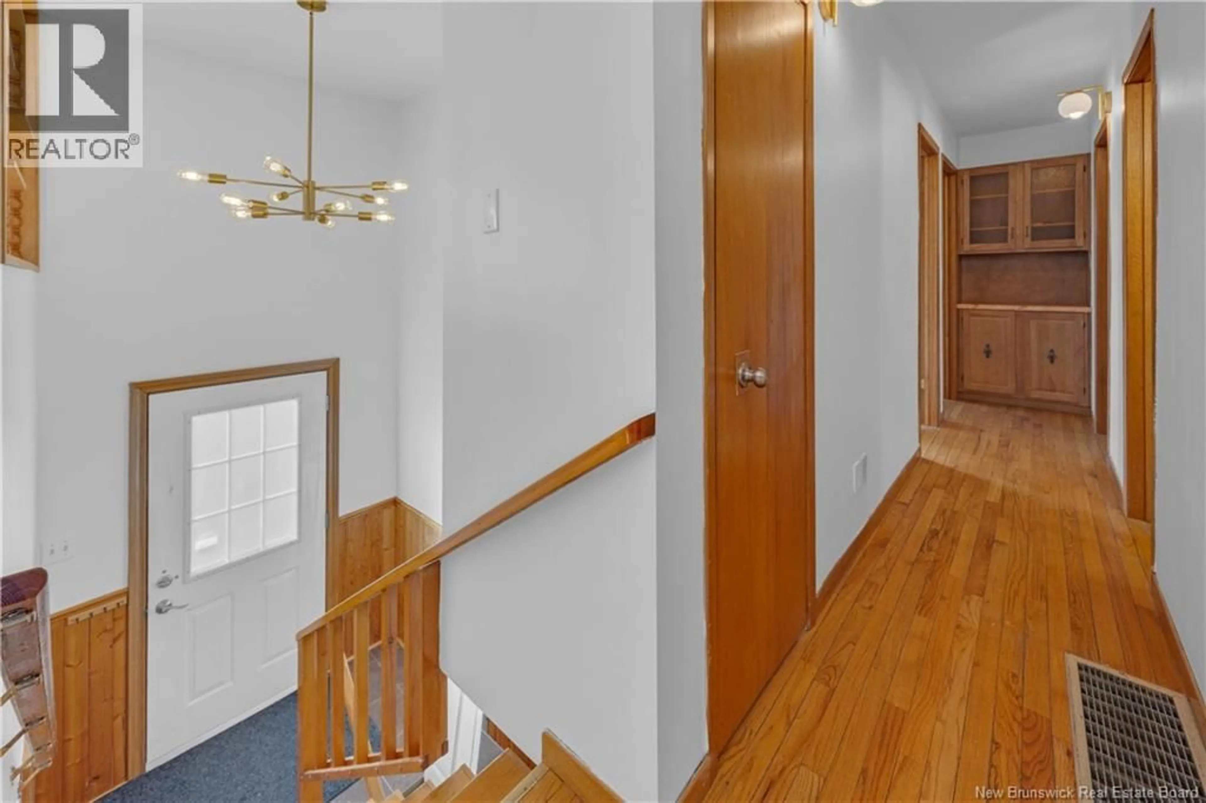 Indoor foyer for 1599 ROUTE 845, Clifton Royal New Brunswick E2S2H4