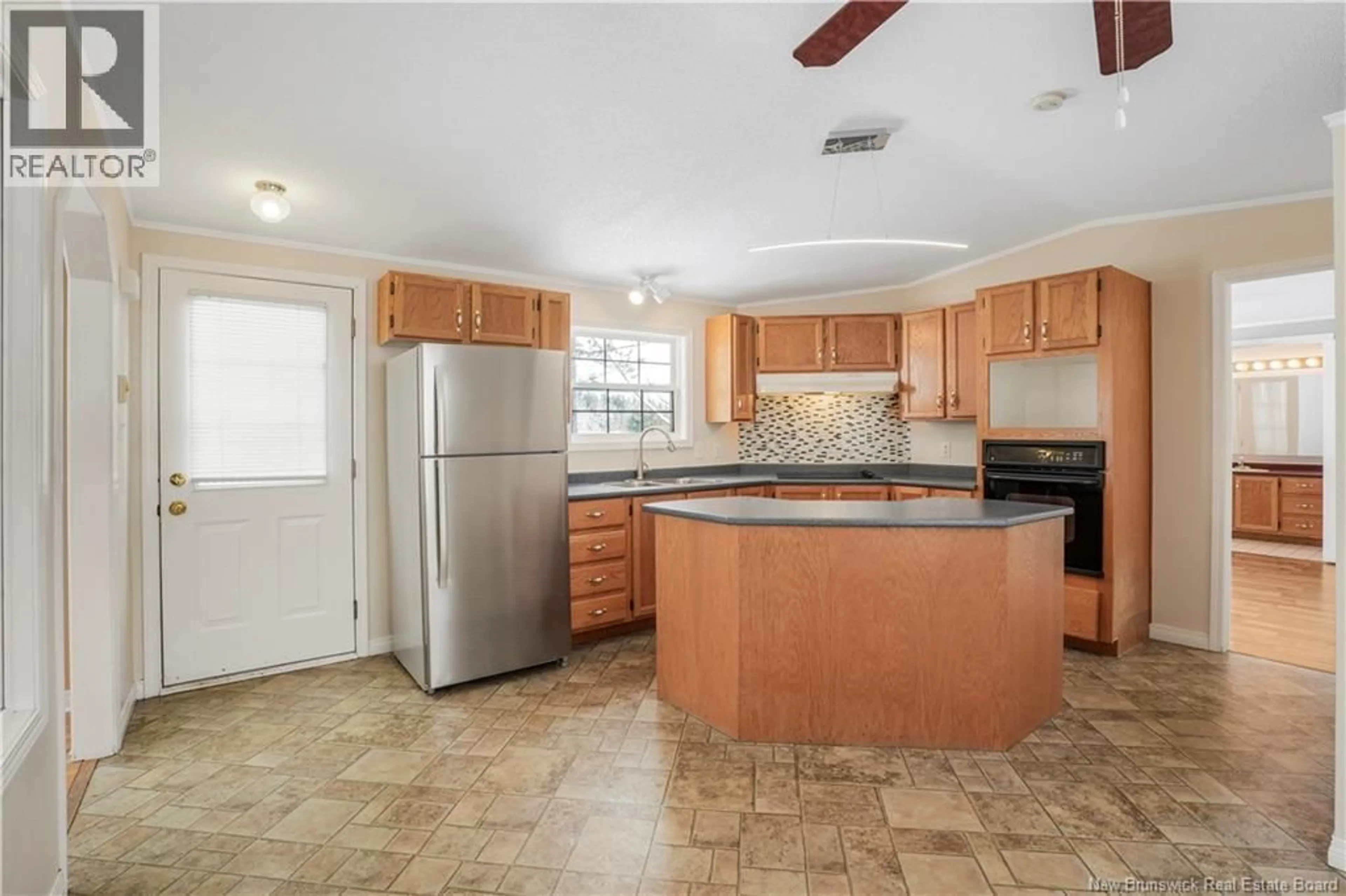 Standard kitchen, ceramic/tile floor for 107 HEDGEVIEW DRIVE, Fredericton New Brunswick E3B6R7