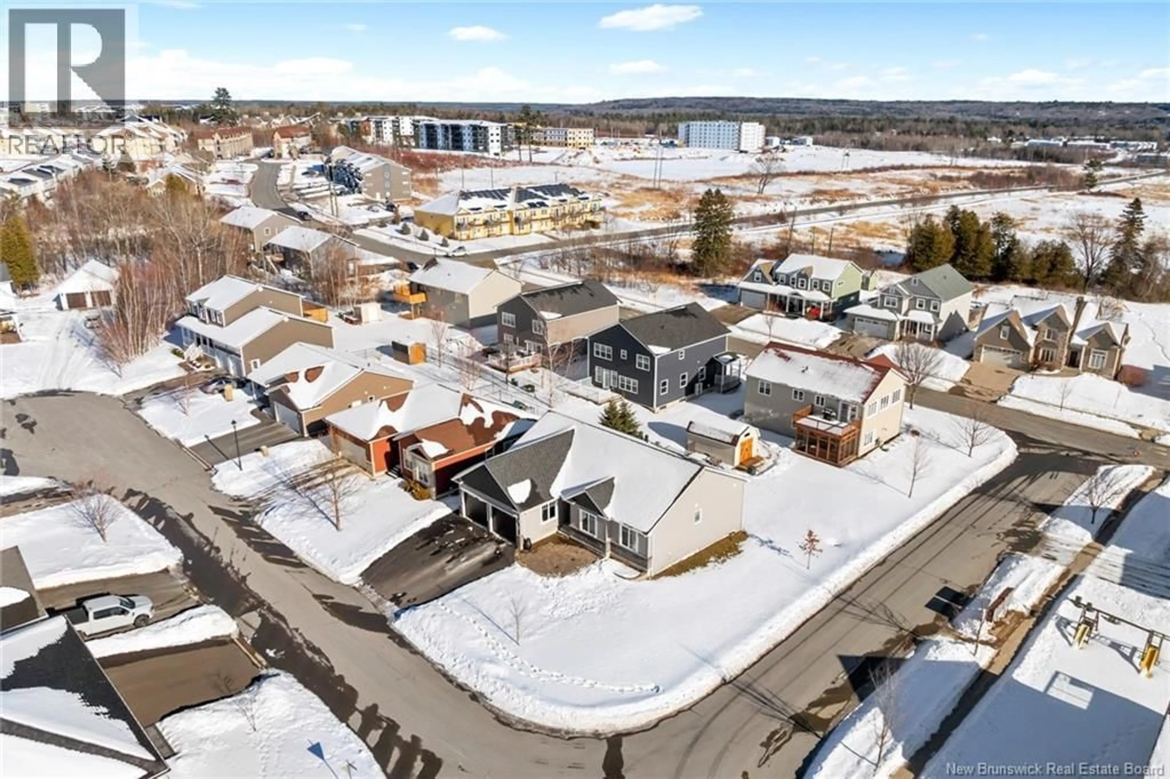 A pic from outside/outdoor area/front of a property/back of a property/a pic from drone, street for 6 HARVEST COURT, Fredericton New Brunswick E3A1P9