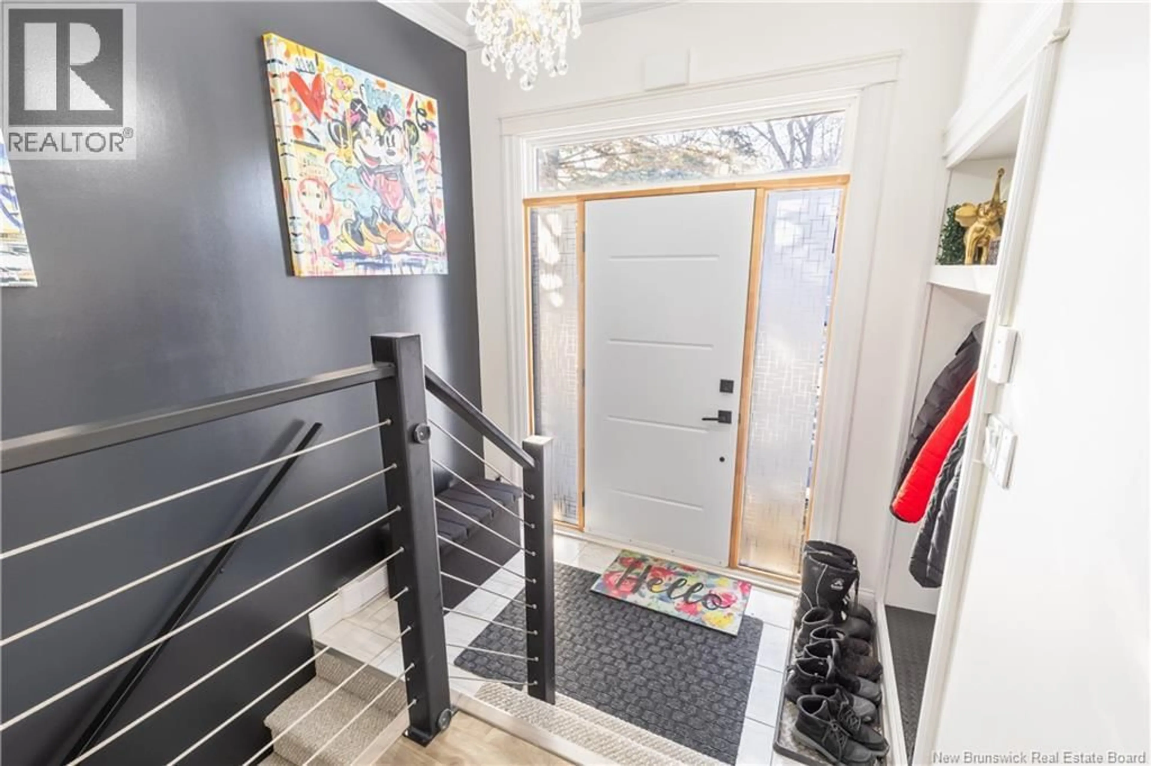 Indoor entryway for 408 GARDINER STREET, Oromocto New Brunswick E2V1G3