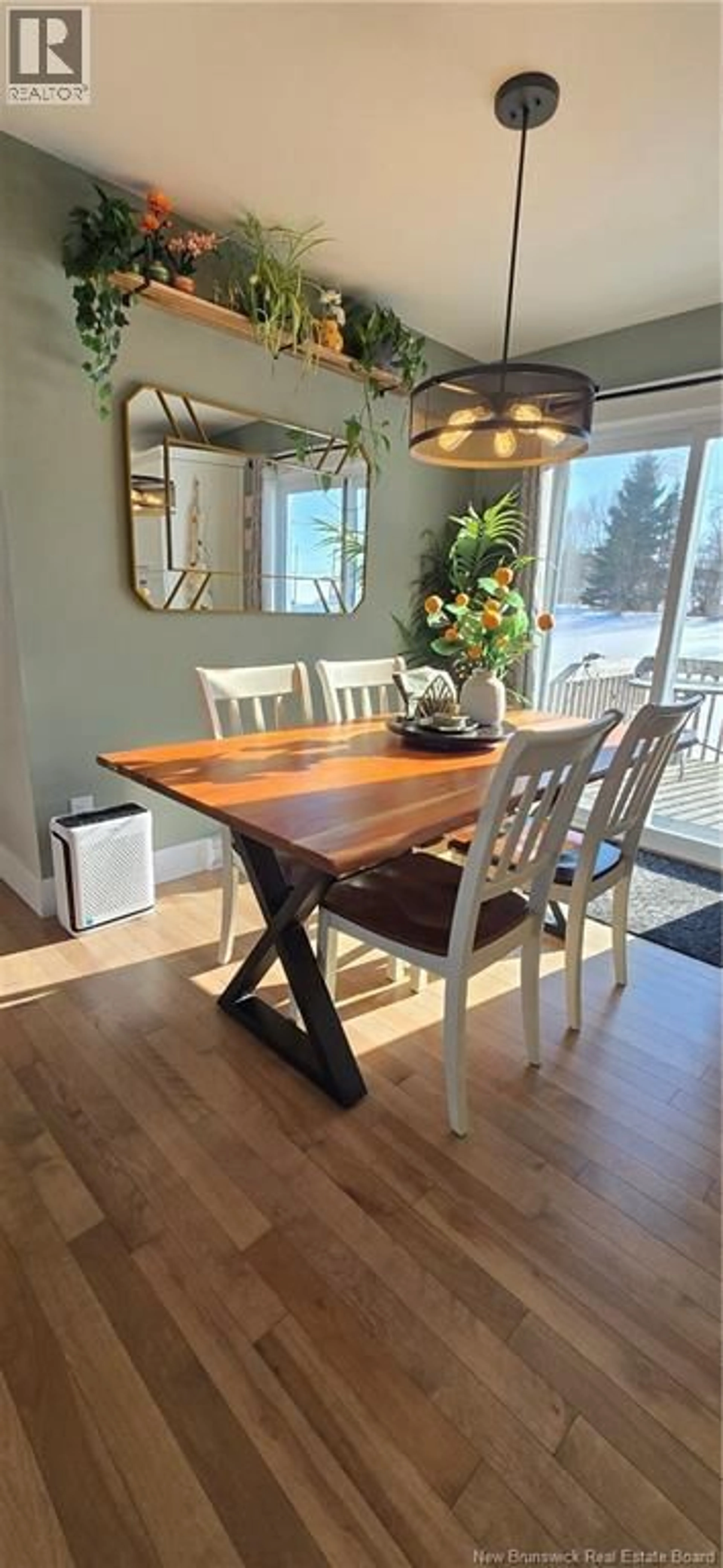 Dining room, wood/laminate floor for 10 LEANDRE STREET, Memramcook New Brunswick E4K0B9