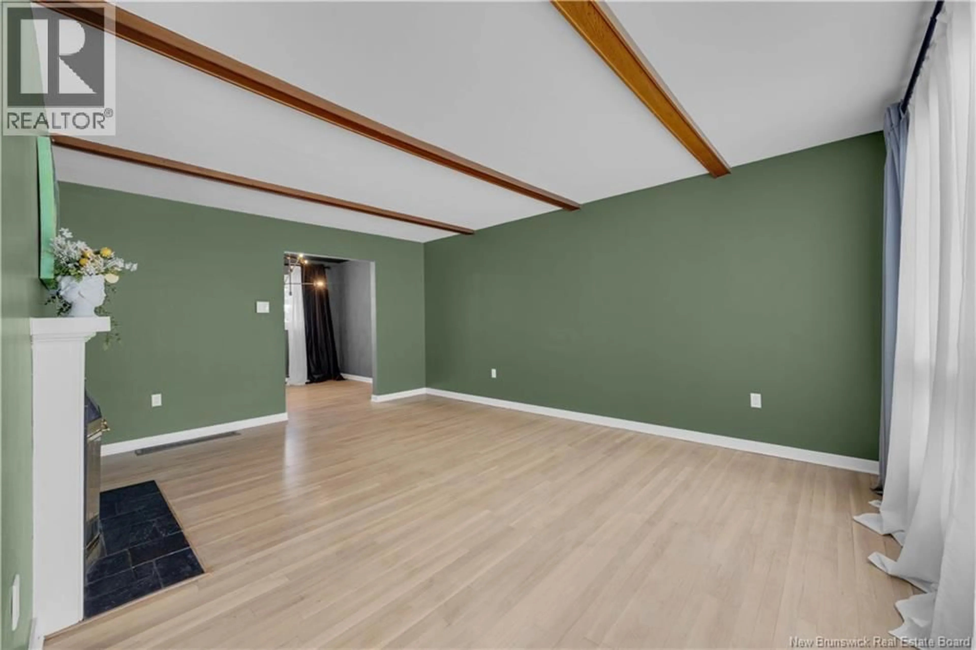 A pic of a room for 15 FOREST ROAD, Rothesay New Brunswick E2H1B4