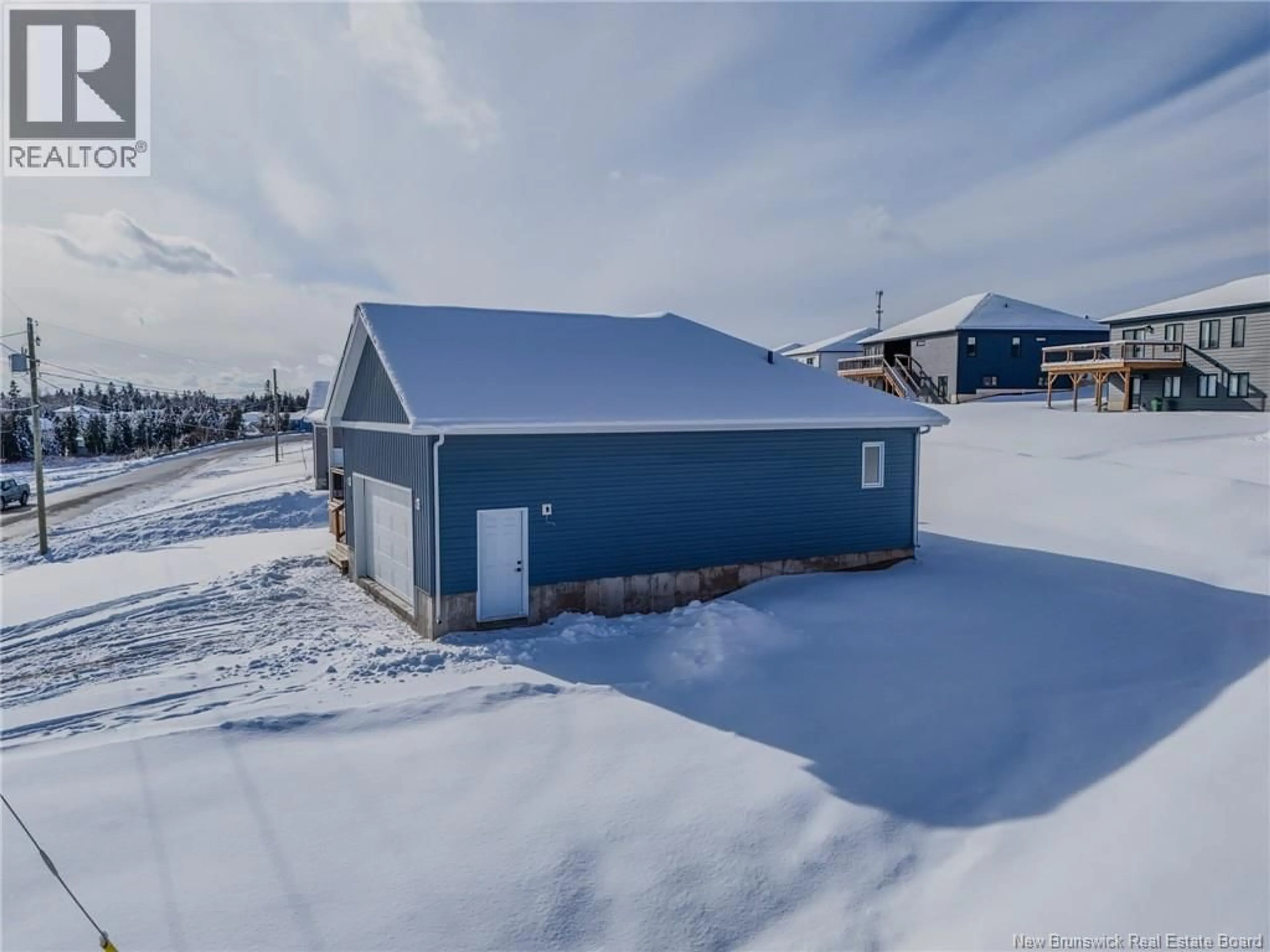 A pic from outside/outdoor area/front of a property/back of a property/a pic from drone, building for 8 GROSBEAK DRIVE, Quispamsis New Brunswick E2E0Y5
