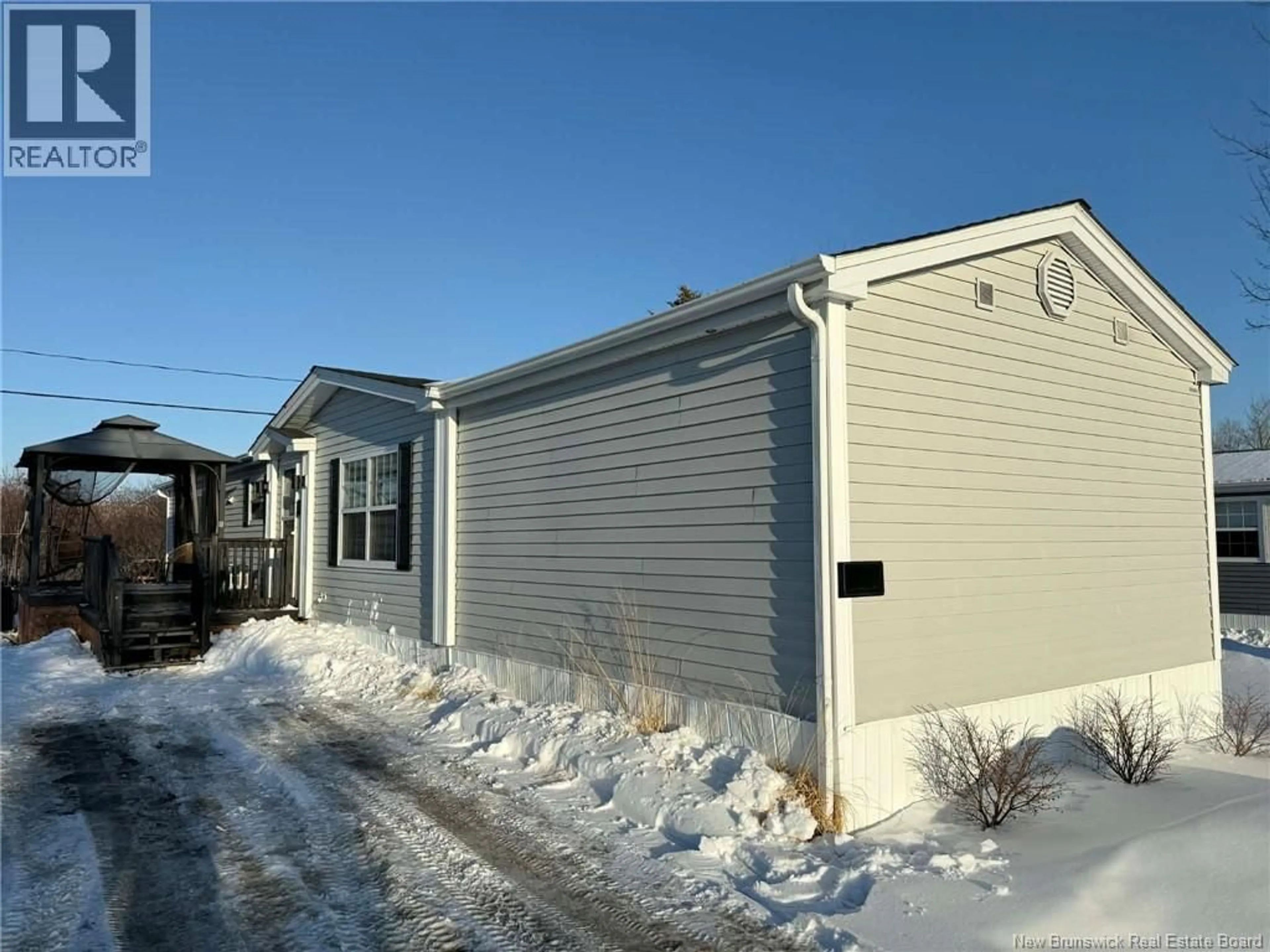 Home with vinyl exterior material, street for 6 TRAVIS STREET, Miramichi New Brunswick E1V6A3