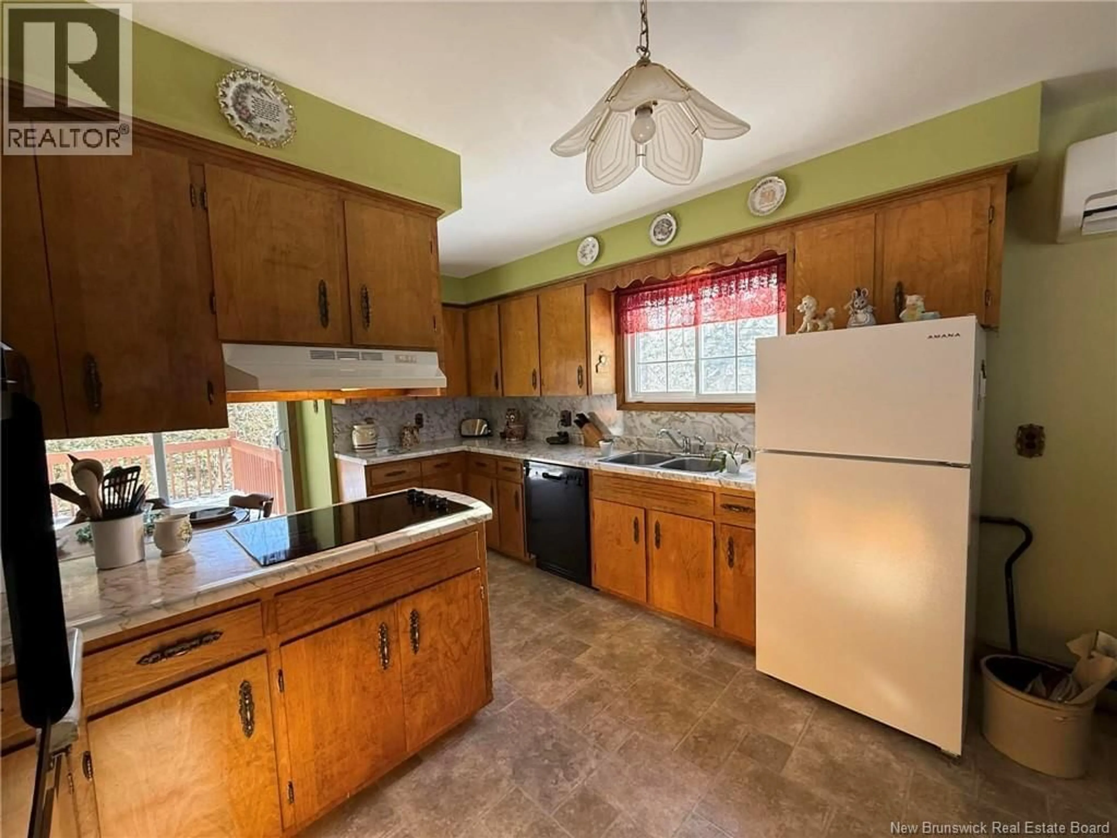 Standard kitchen, ceramic/tile floor for 6 RIDEOUT ROAD, Lower Brighton New Brunswick E1P3K4
