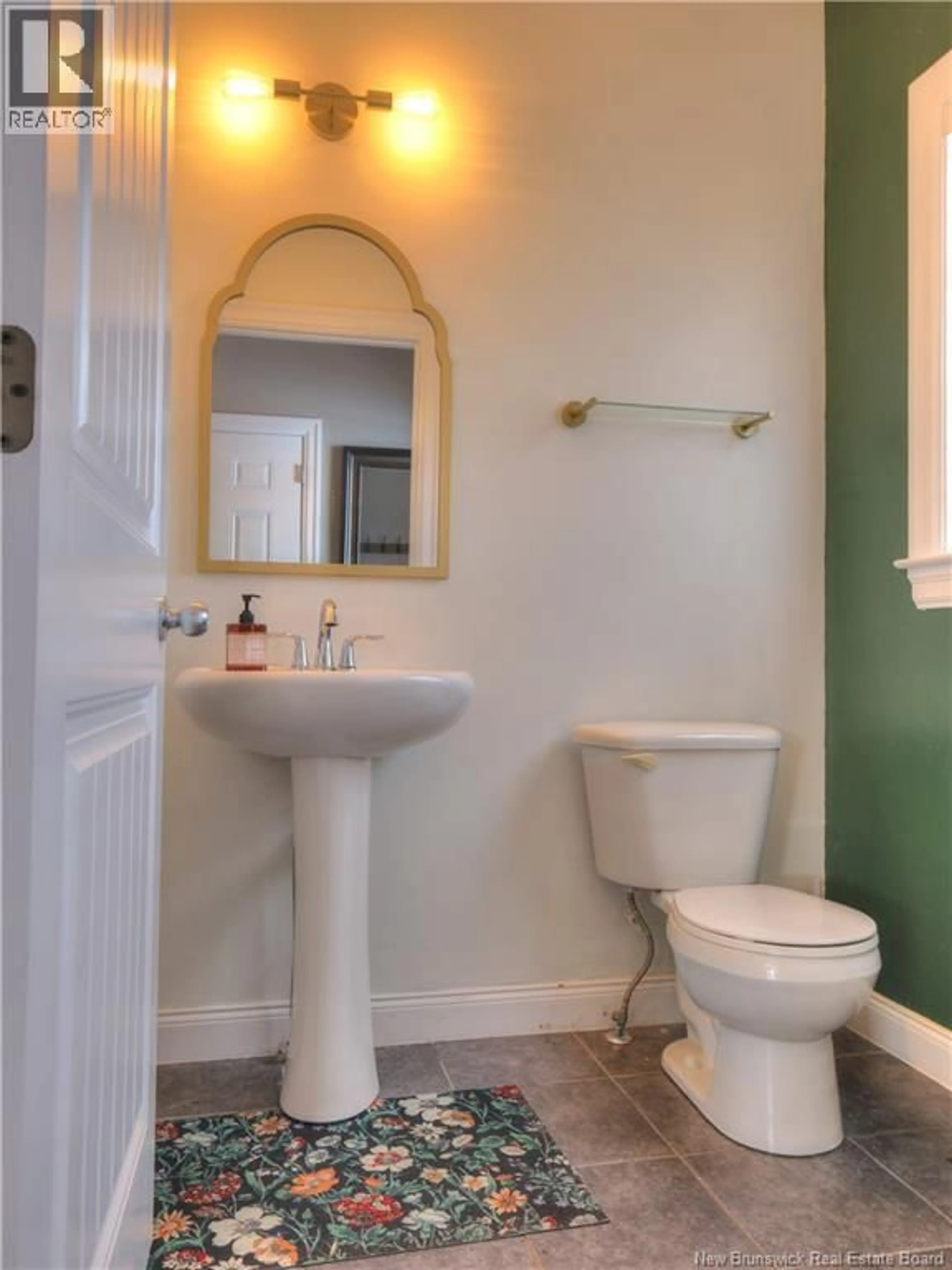 Standard bathroom, ceramic/tile floor for 14 JOHNSON AVENUE, Oromocto New Brunswick E2V0H6
