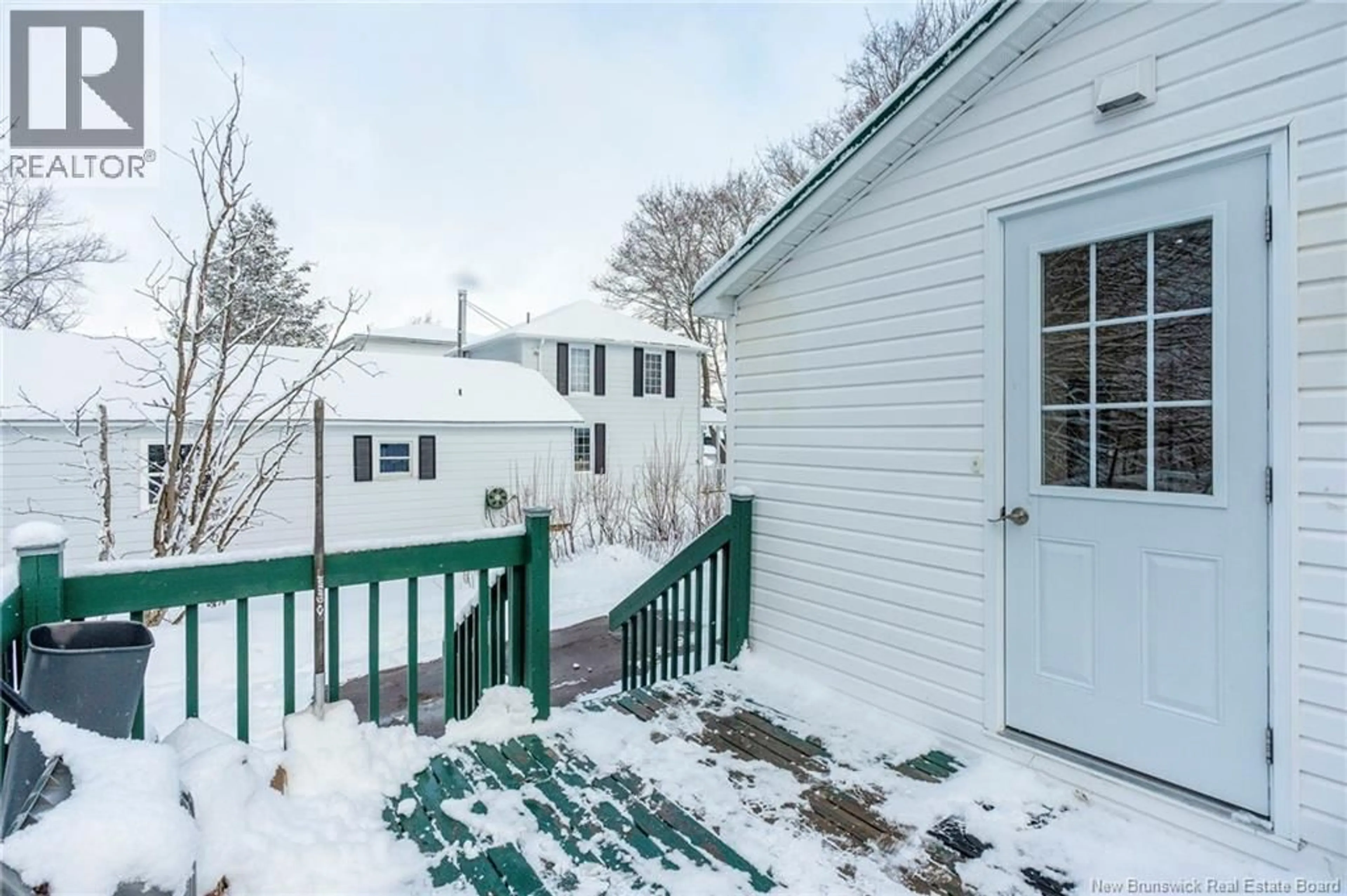 Patio, street for 9480 MAIN STREET, Richibucto New Brunswick E4W4E4