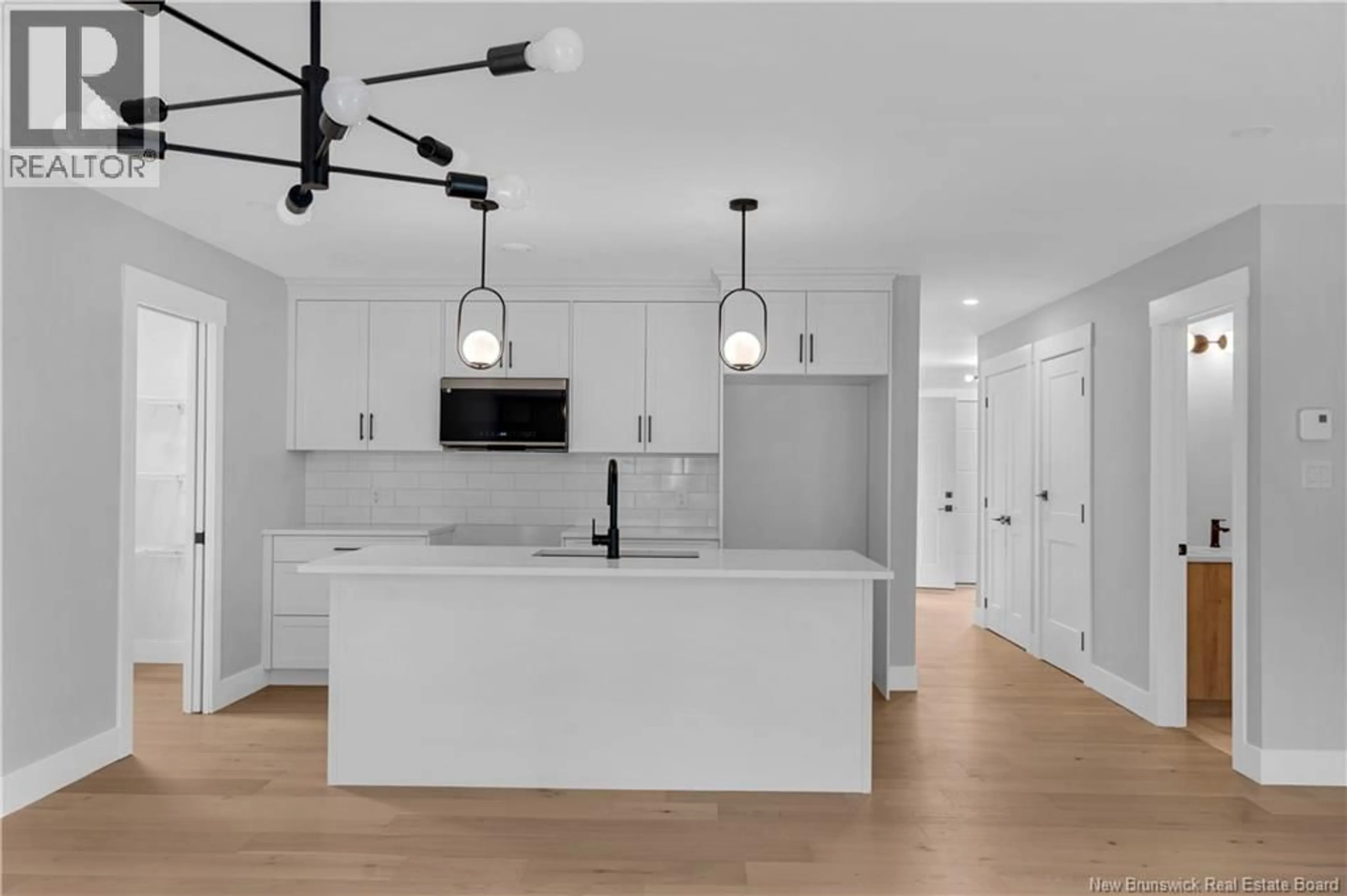 Open concept kitchen, unknown for 77 GUY STREET, Shediac New Brunswick E4P0L5