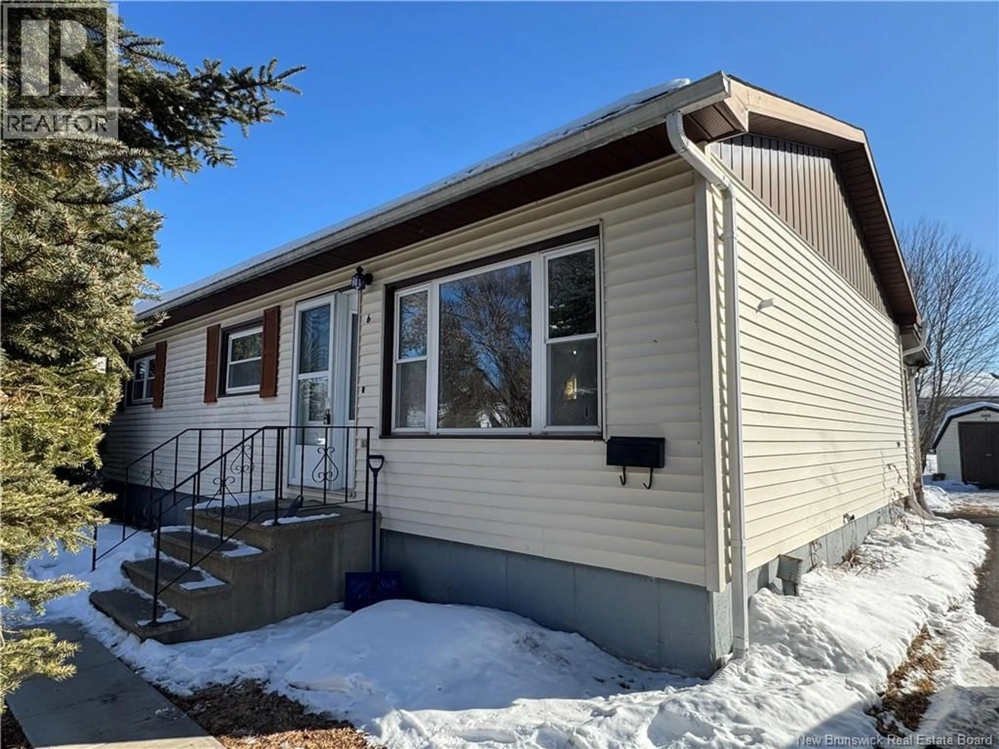Home with vinyl exterior material, street for 6 HATCH STREET, Oromocto New Brunswick E3V2L4
