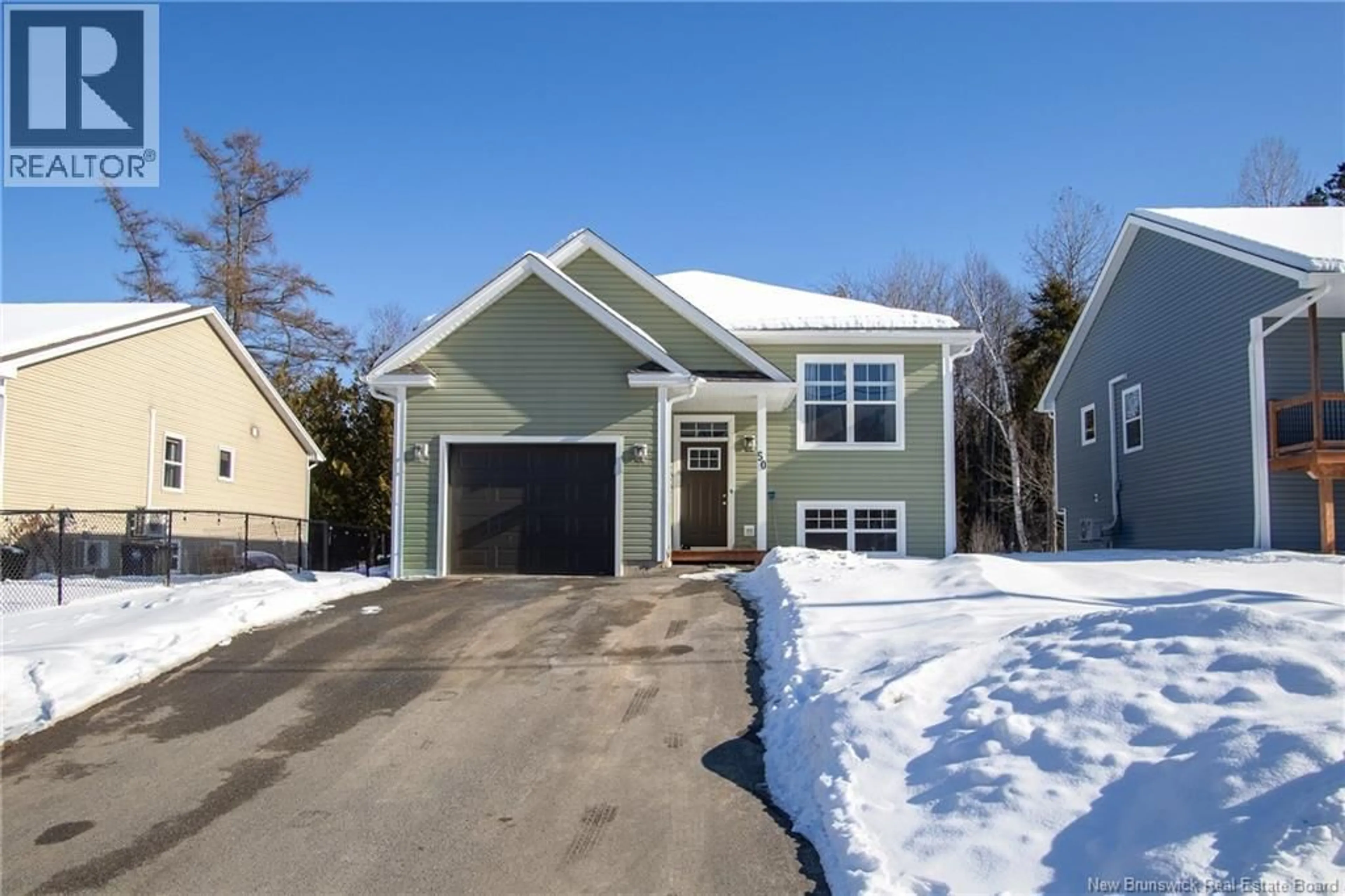 Home with vinyl exterior material, street for 50 WALKER CRESCENT, Hampton New Brunswick E5N5Z8